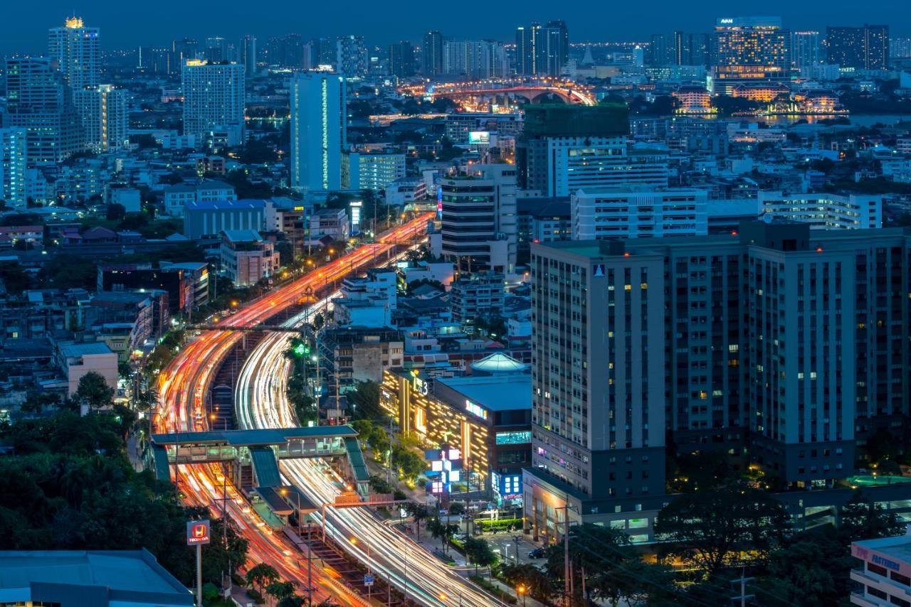 Khách sạn Montien Riverside Bangkok