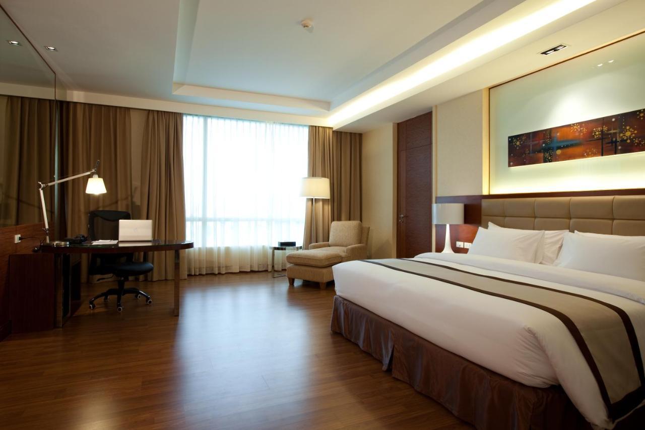 The Grand Fourwings Convention Hotell 5*
