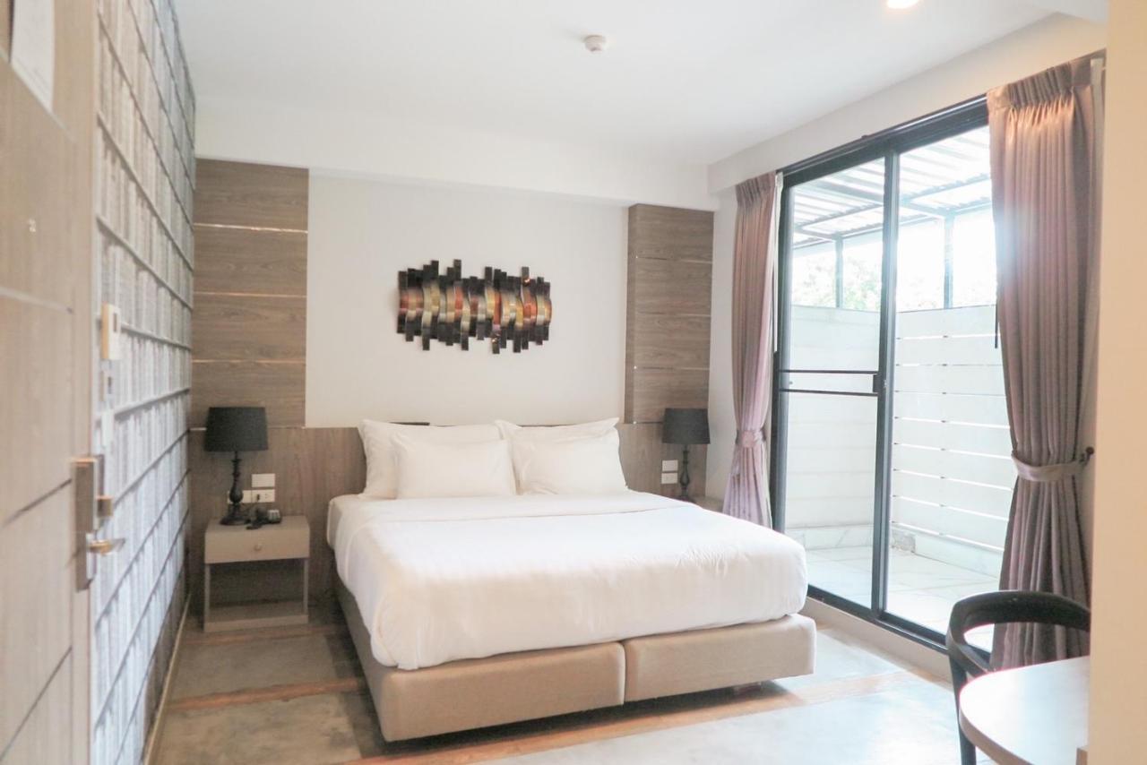 V20 Boutique Jacuzzi Hotel Bangkok