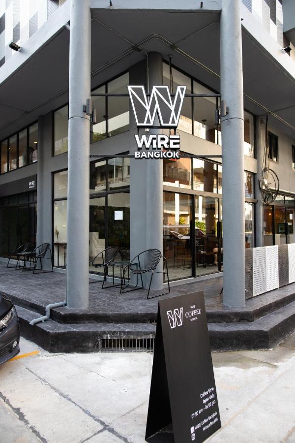 Hotel Wire Prakhanong Banguecoque