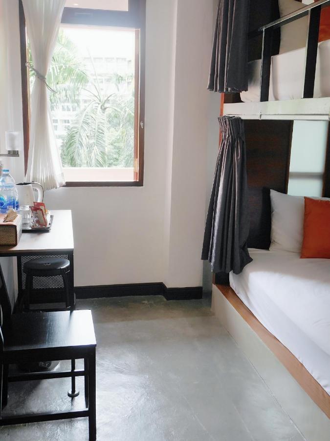 Tiny Taladnoi Hostel