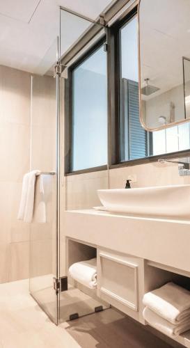 The Quarter Ploenchit By Uhg 4*