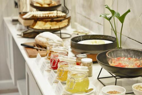 Hotel The Quarter Ploenchit By Uhg Bangkok