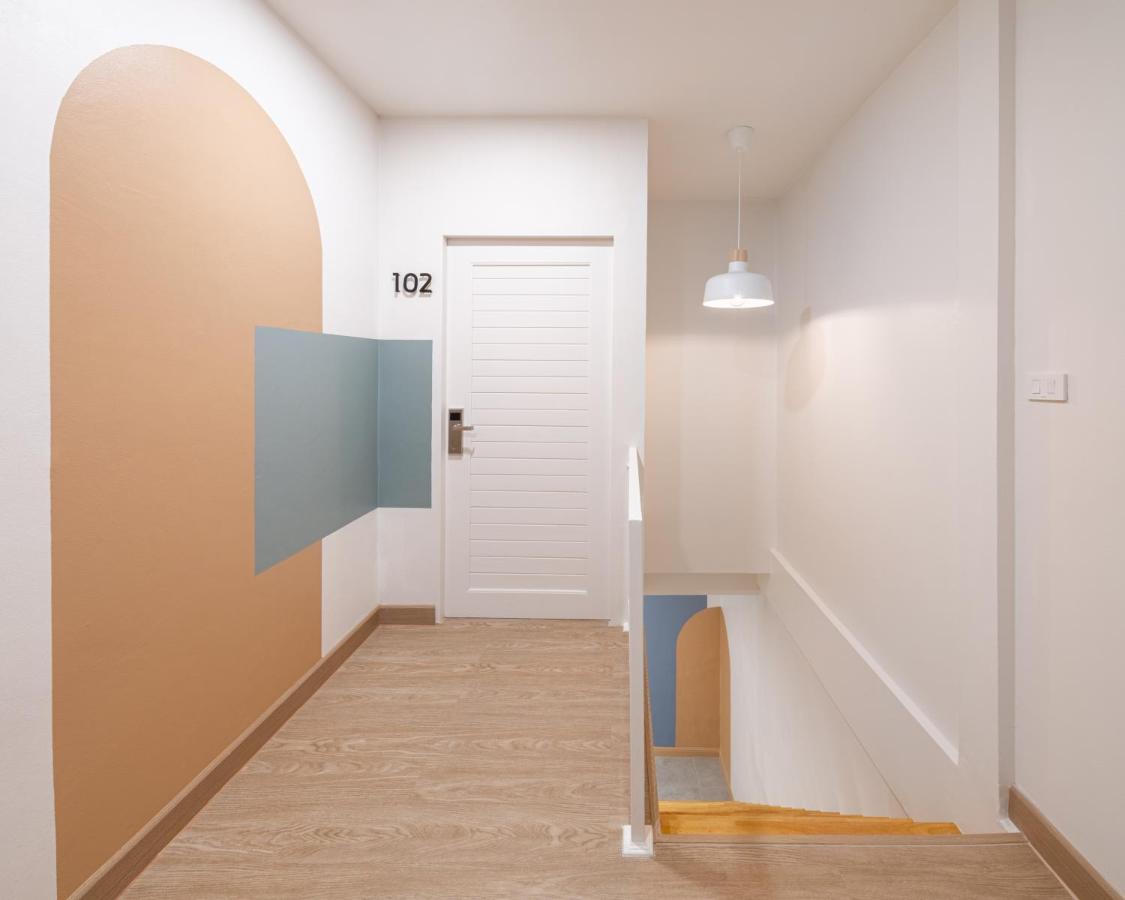 Hostal Coroom Bkk *