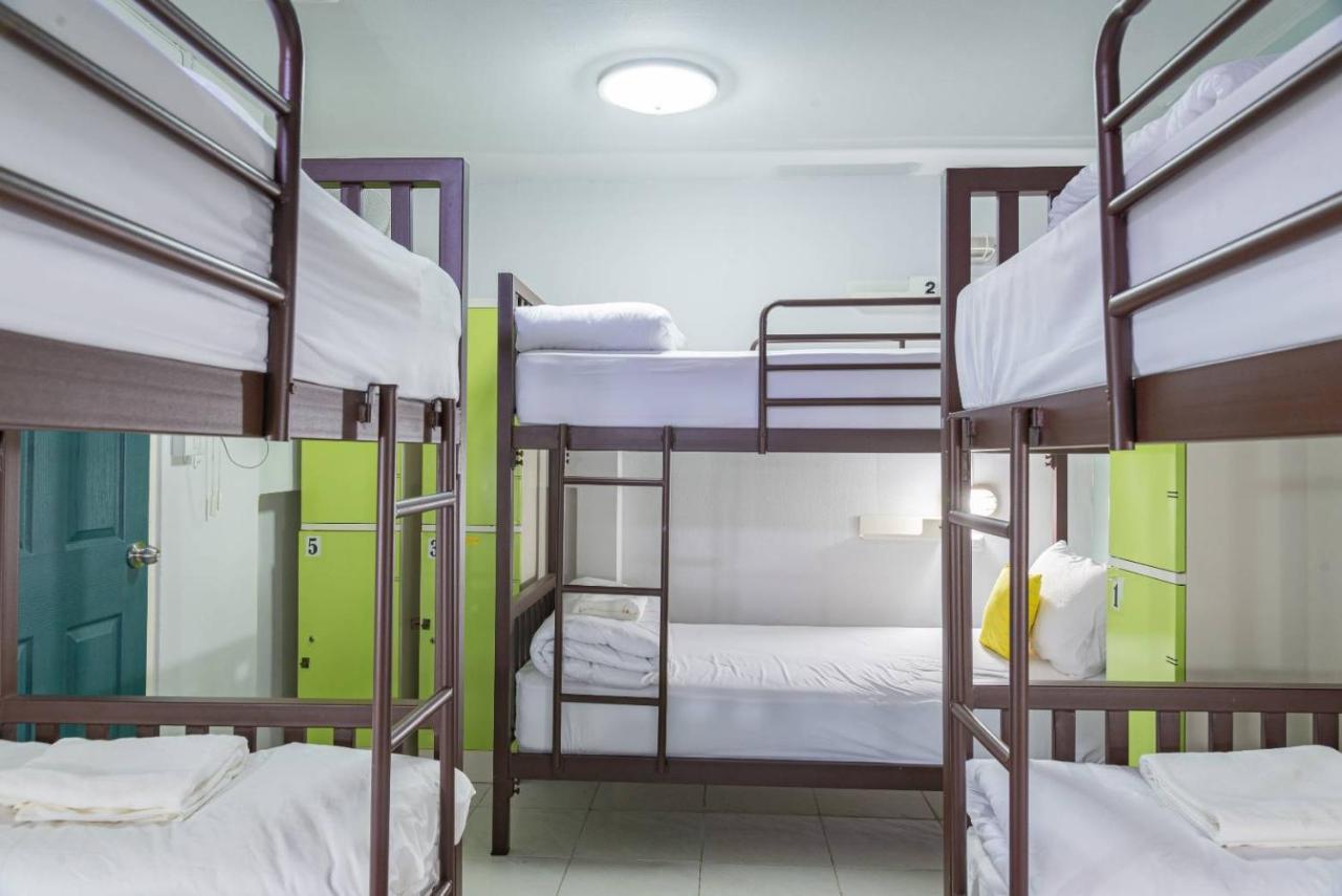 Asok Montri Hostel