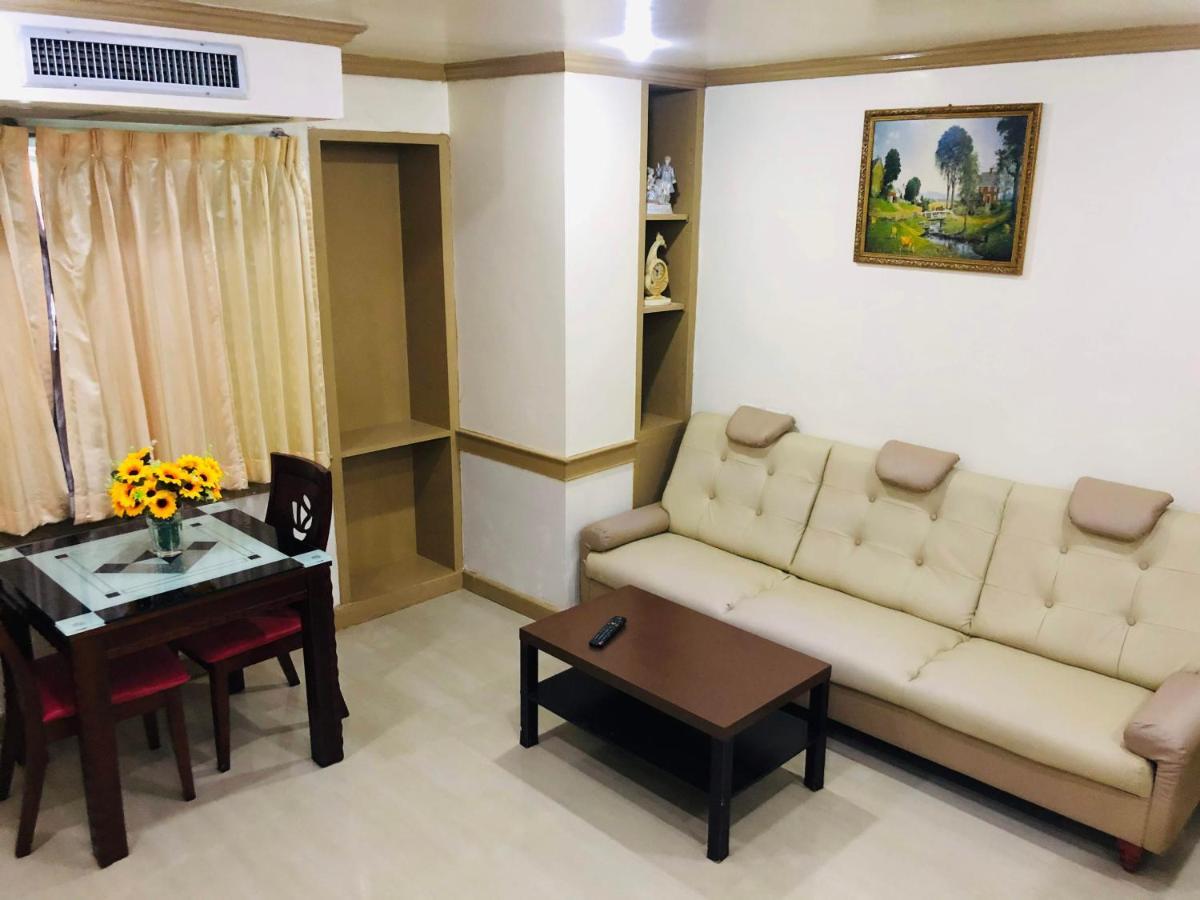 Spacious 1 Bed With Living Ekamai Thonglor Prime Area Căn hộ Bangkok