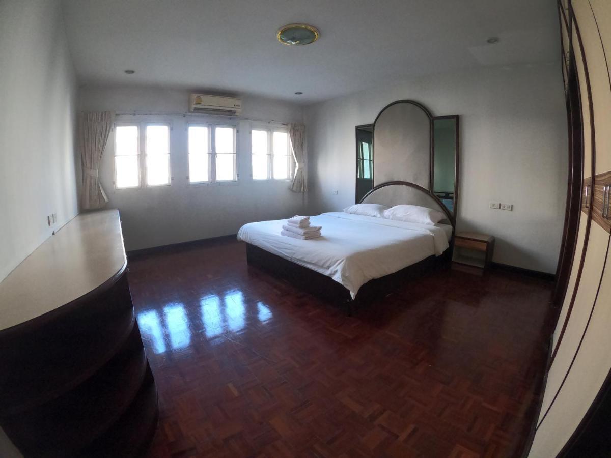 Palm Springs Appartamento Bangkok