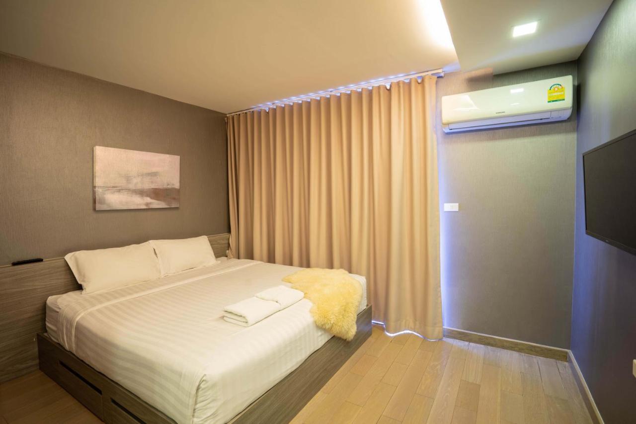 Dazzle Aparthotel 4*
