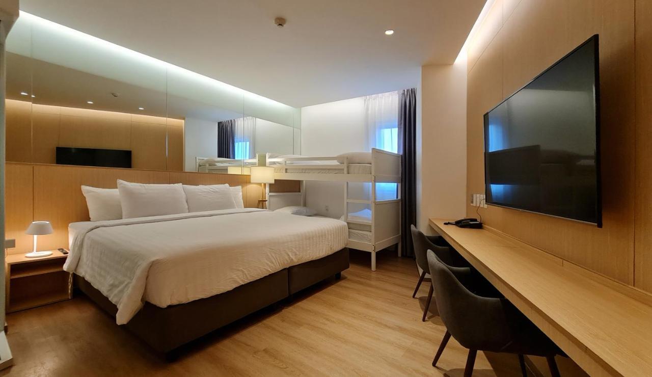 Khách sạn Mintel Huamark Bangkok