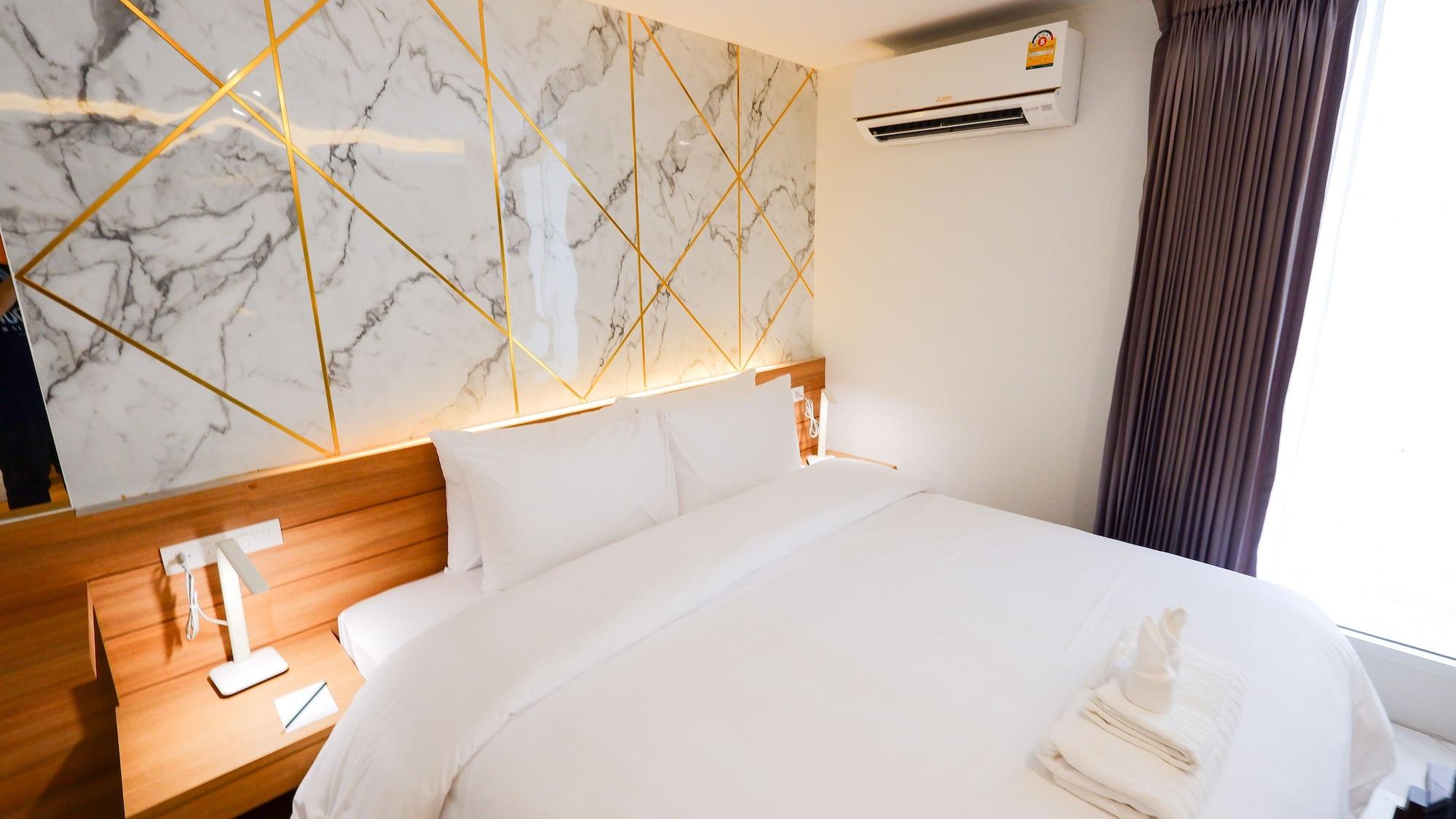 Pinnacle Dream Hotel 3*