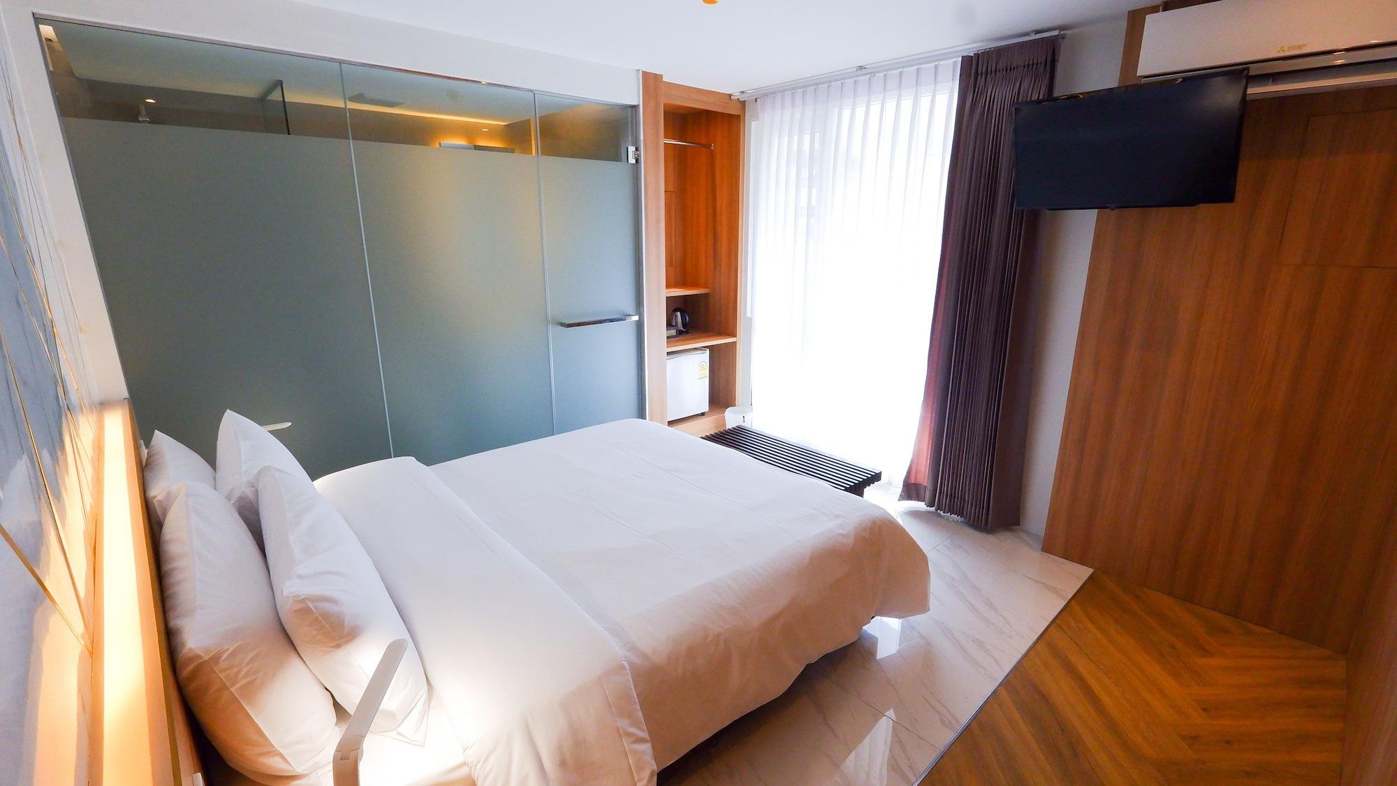 Pinnacle Dream Hotel