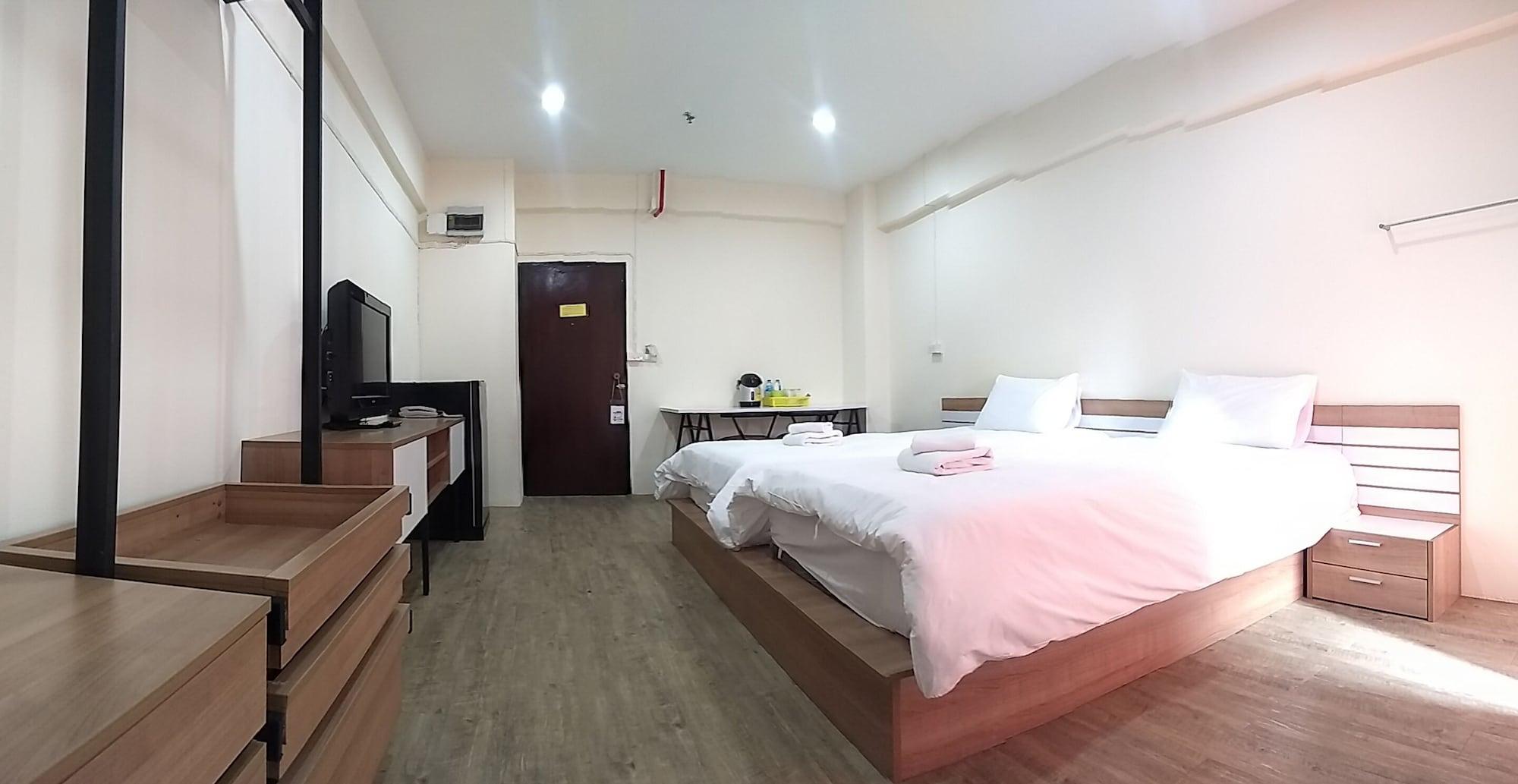 Komol Hotel