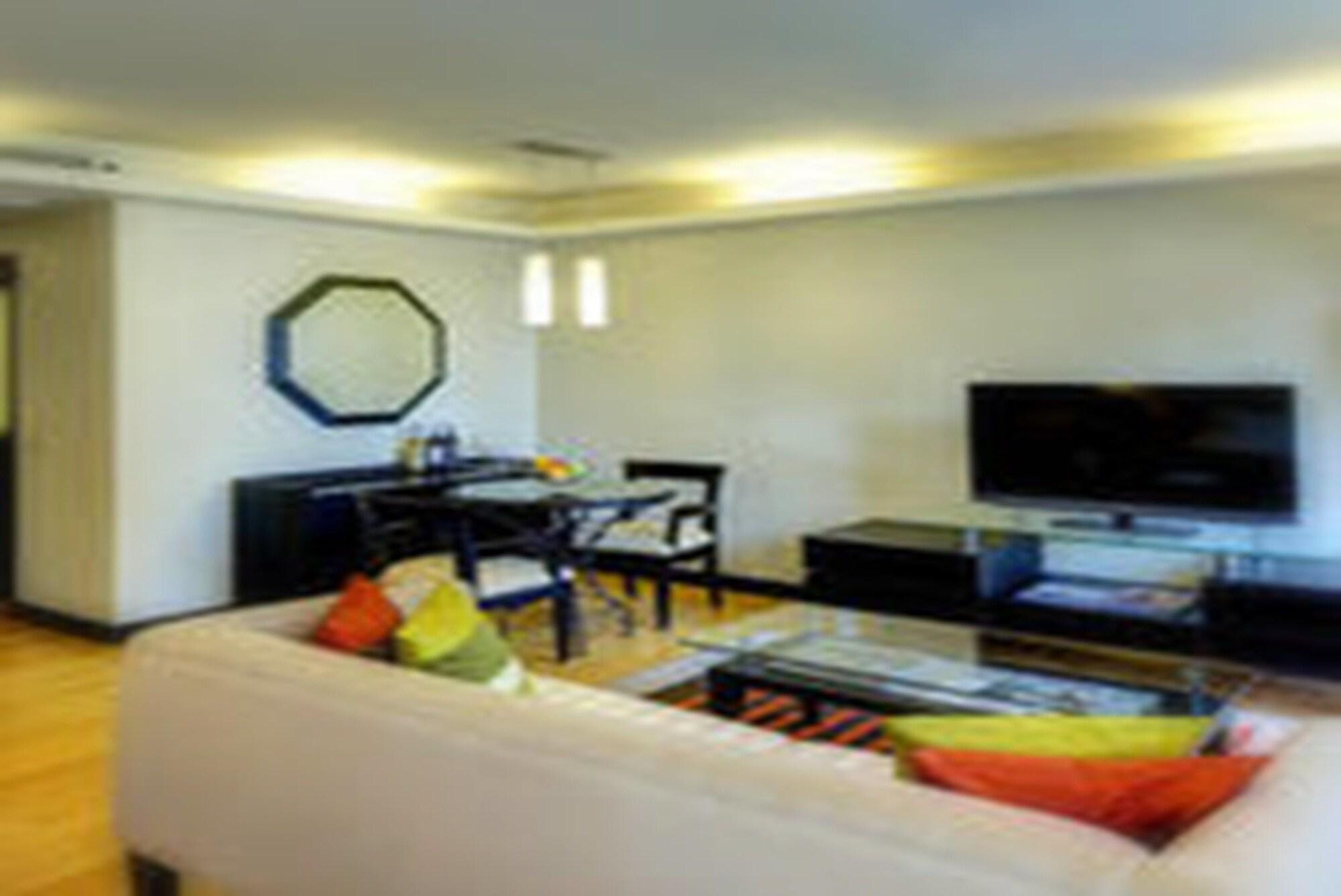 Hotel Chateau De Bangkok
