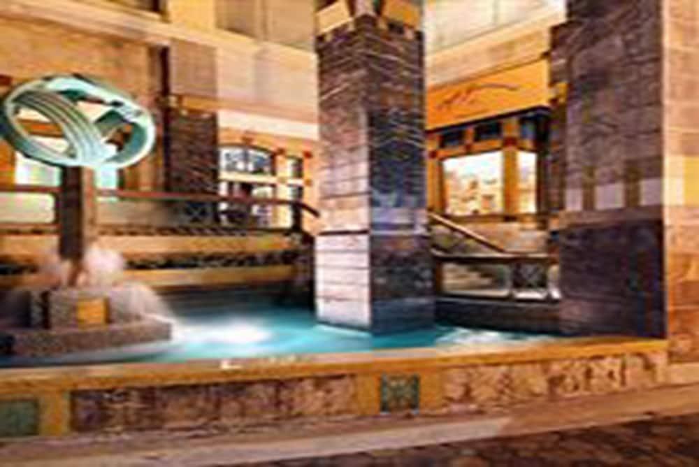 Hotel Chateau De