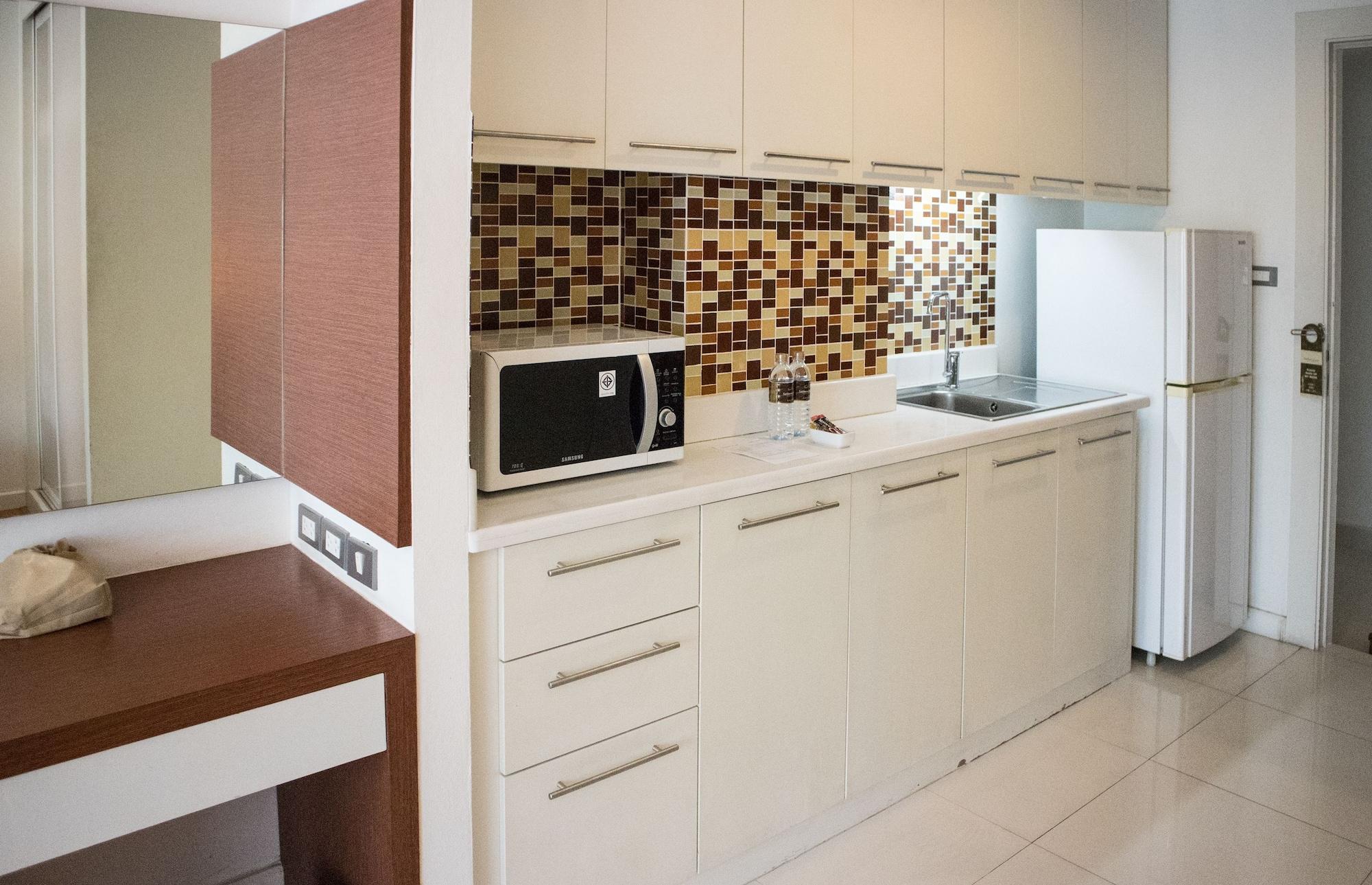 Sathorn Grace Serviced 4*