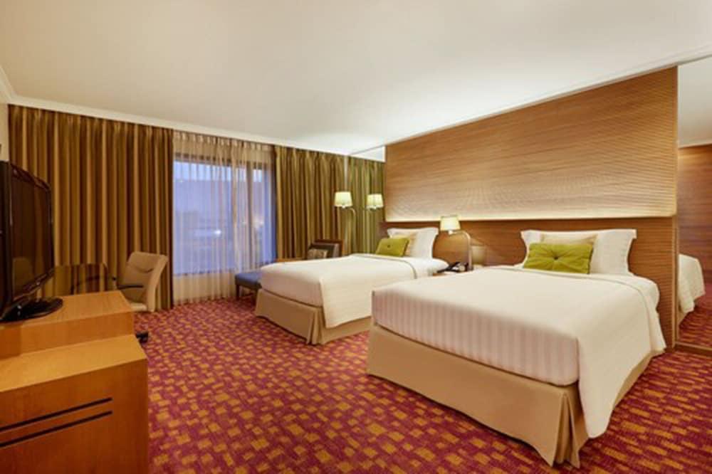 Dusit Princess Srinakarin Hotel Bangkok