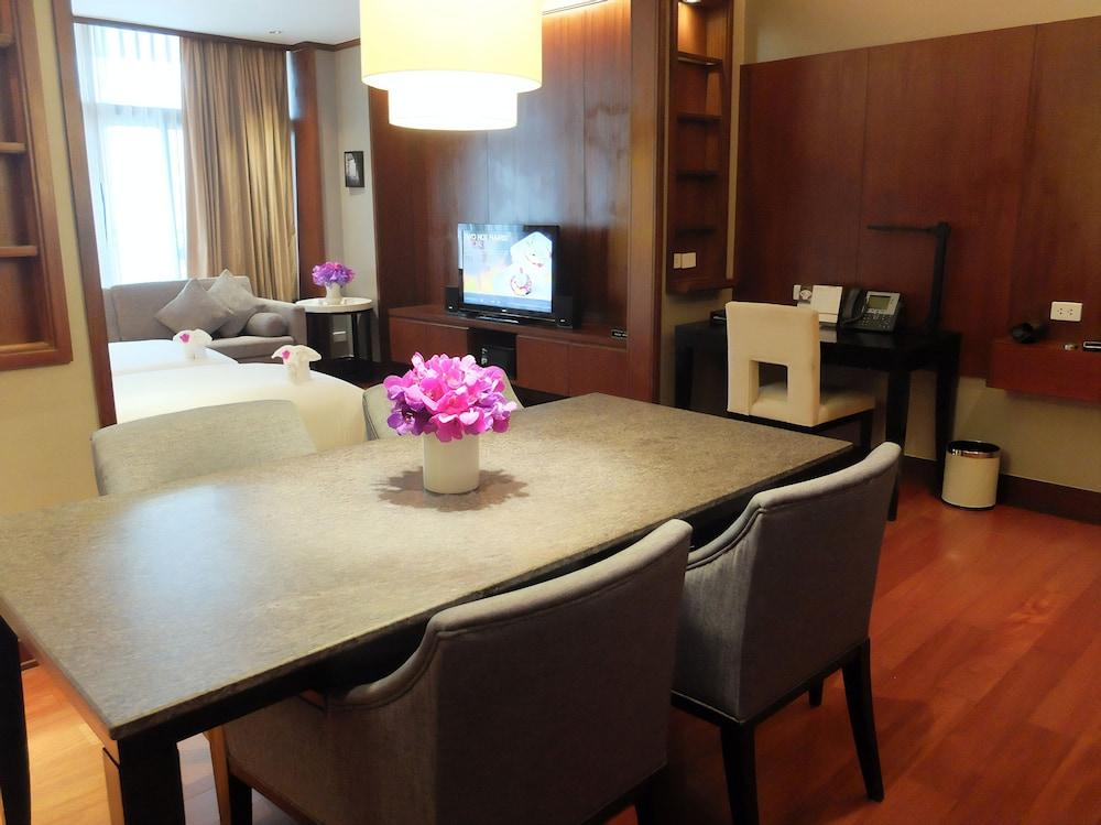Khách sạn Aetas Bangkok