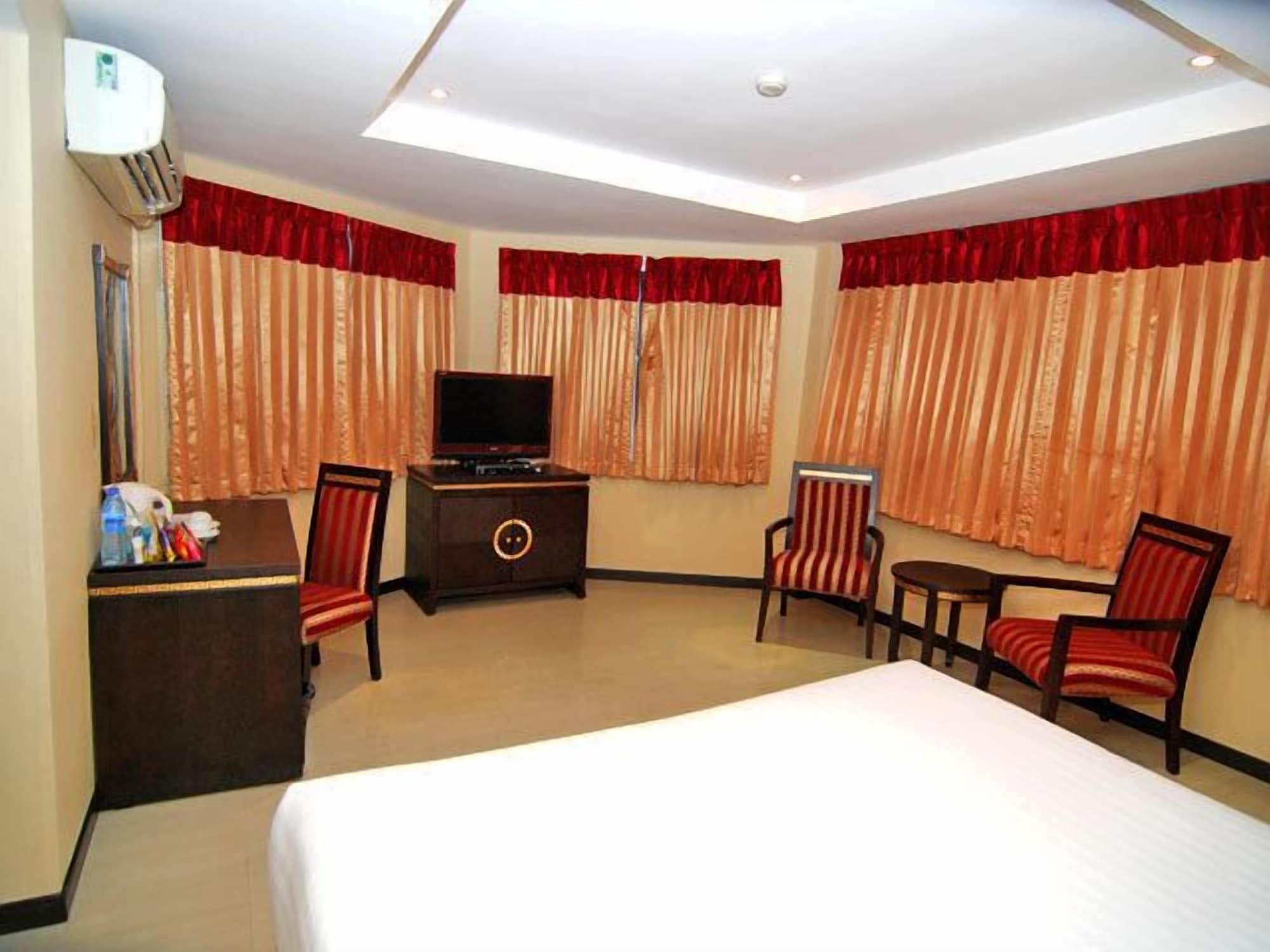 Lucky Palace 3* Bangkok