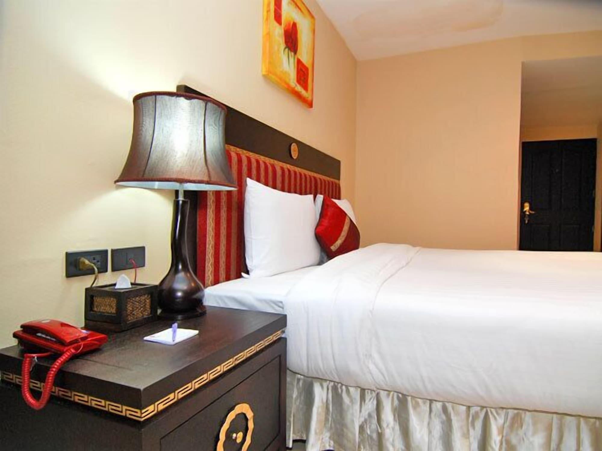 Lucky Palace Hotel