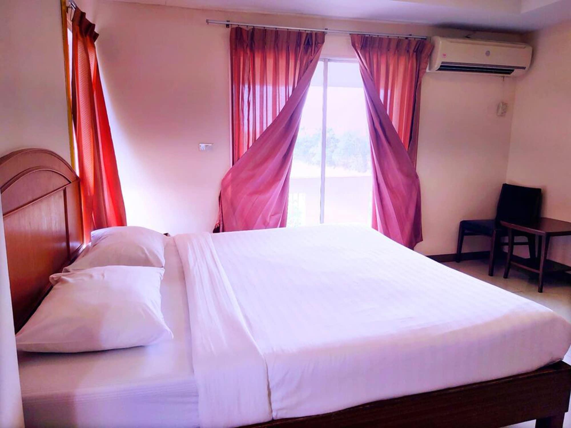 Convenient Resort, Suvarnabhumi Airport Hotell Bangkok