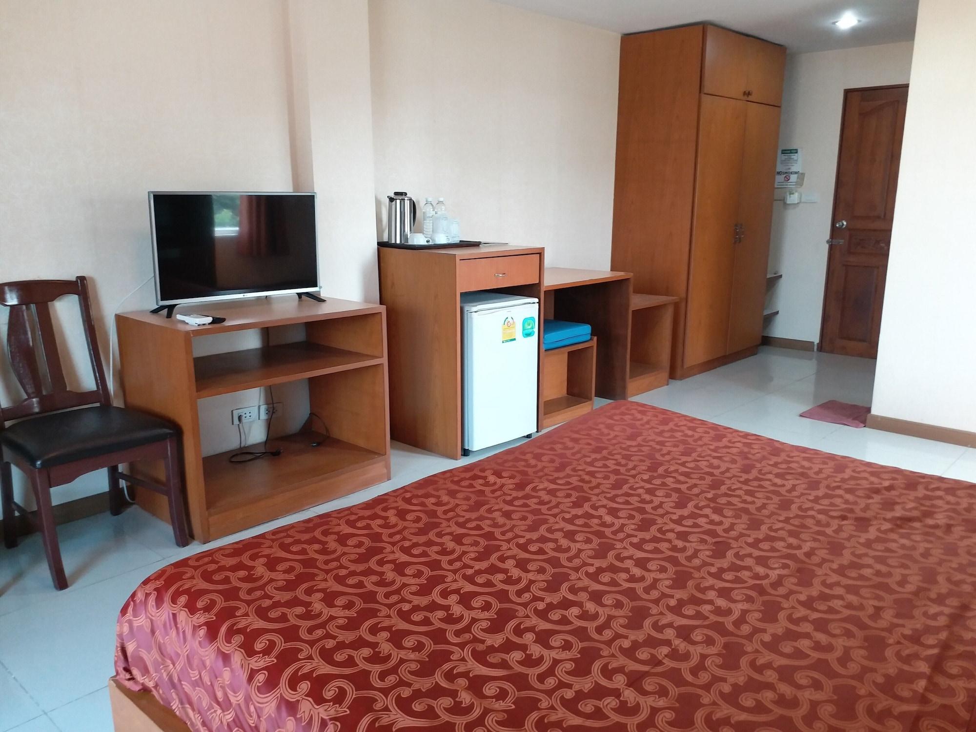 Hotell Convenient Resort, Suvarnabhumi Airport 3*
