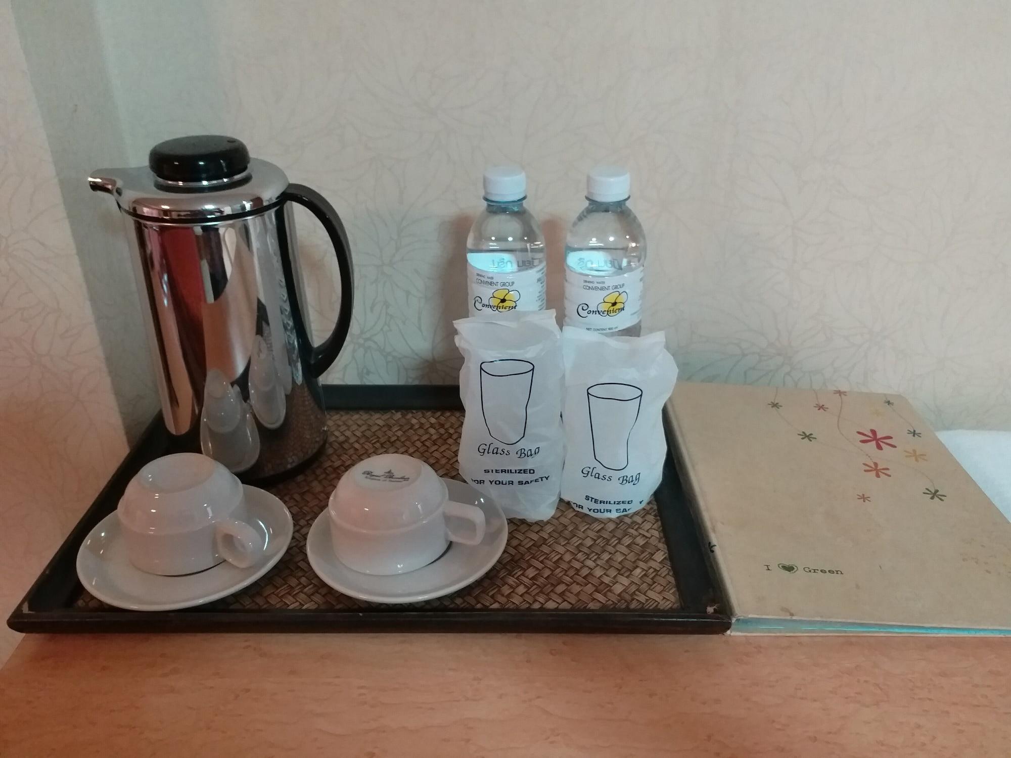 Convenient Resort, Suvarnabhumi Airport Hotell Bangkok