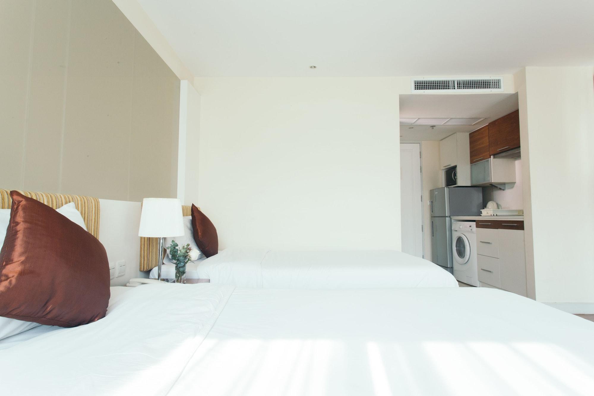 Thomson Residencia Hotel 3*