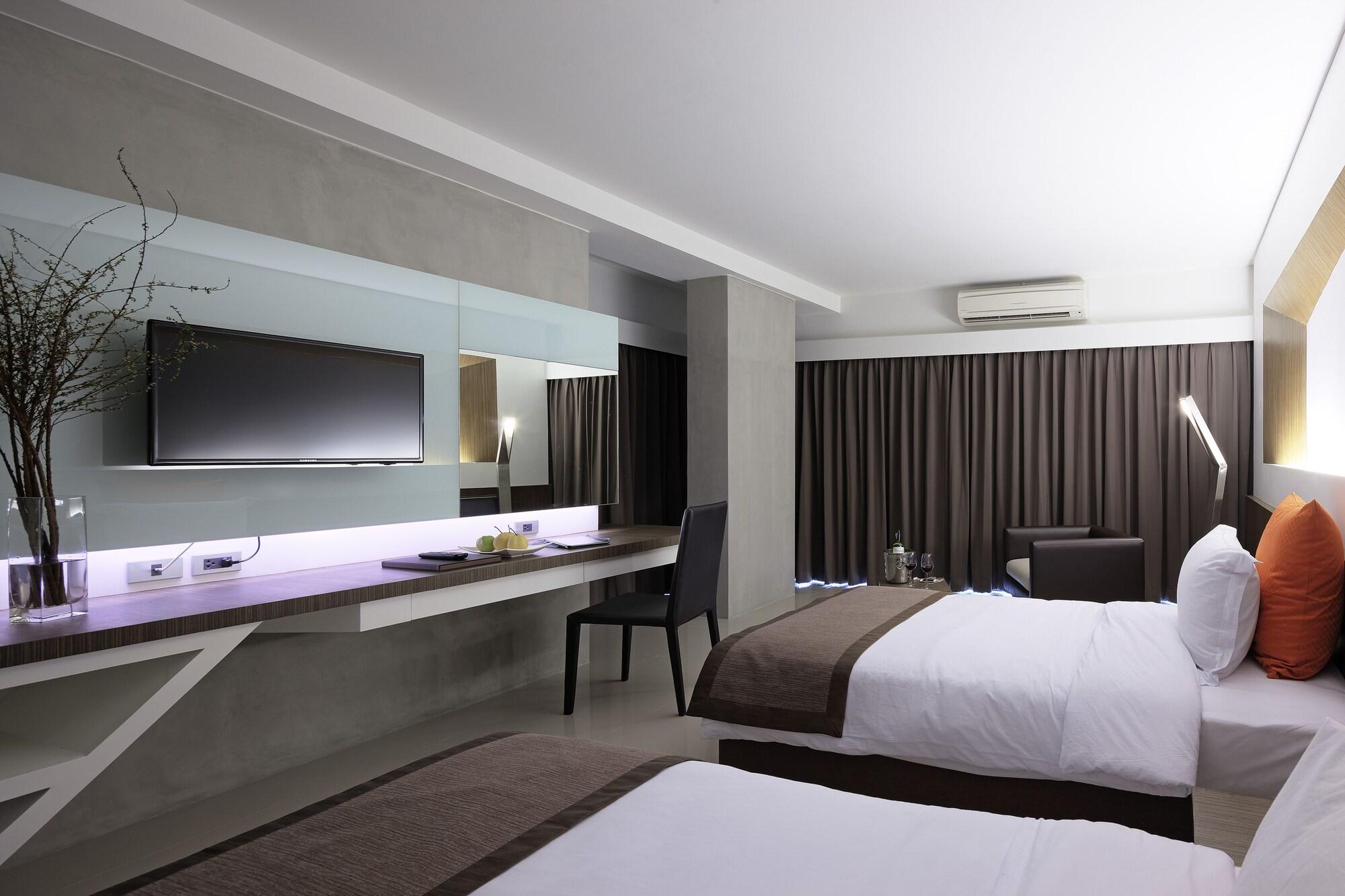 Nine Forty One Hotell 4*