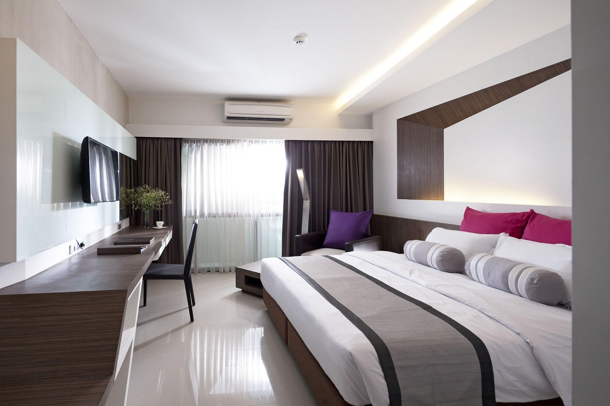 Nine Forty One Hotell 4*