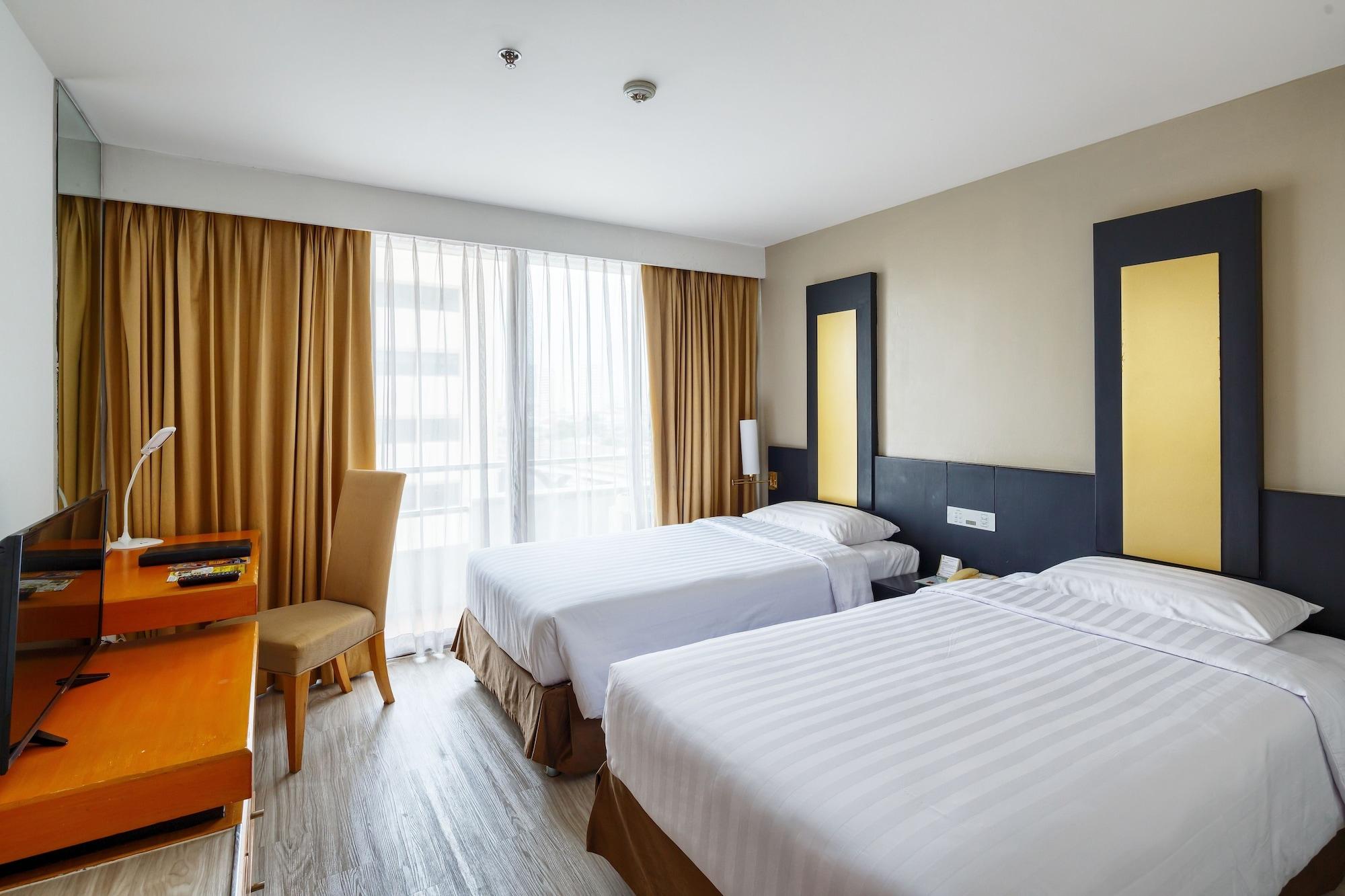 Gold Orchid Hotel 4*