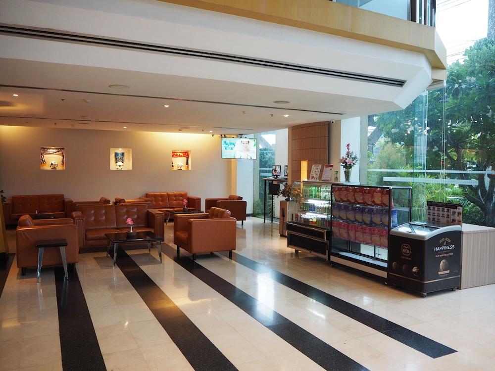 Gold Orchid Hotel