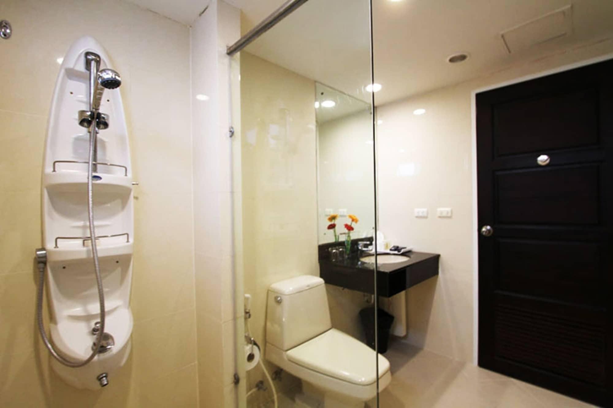 Apartment Gm Complex Bangkok