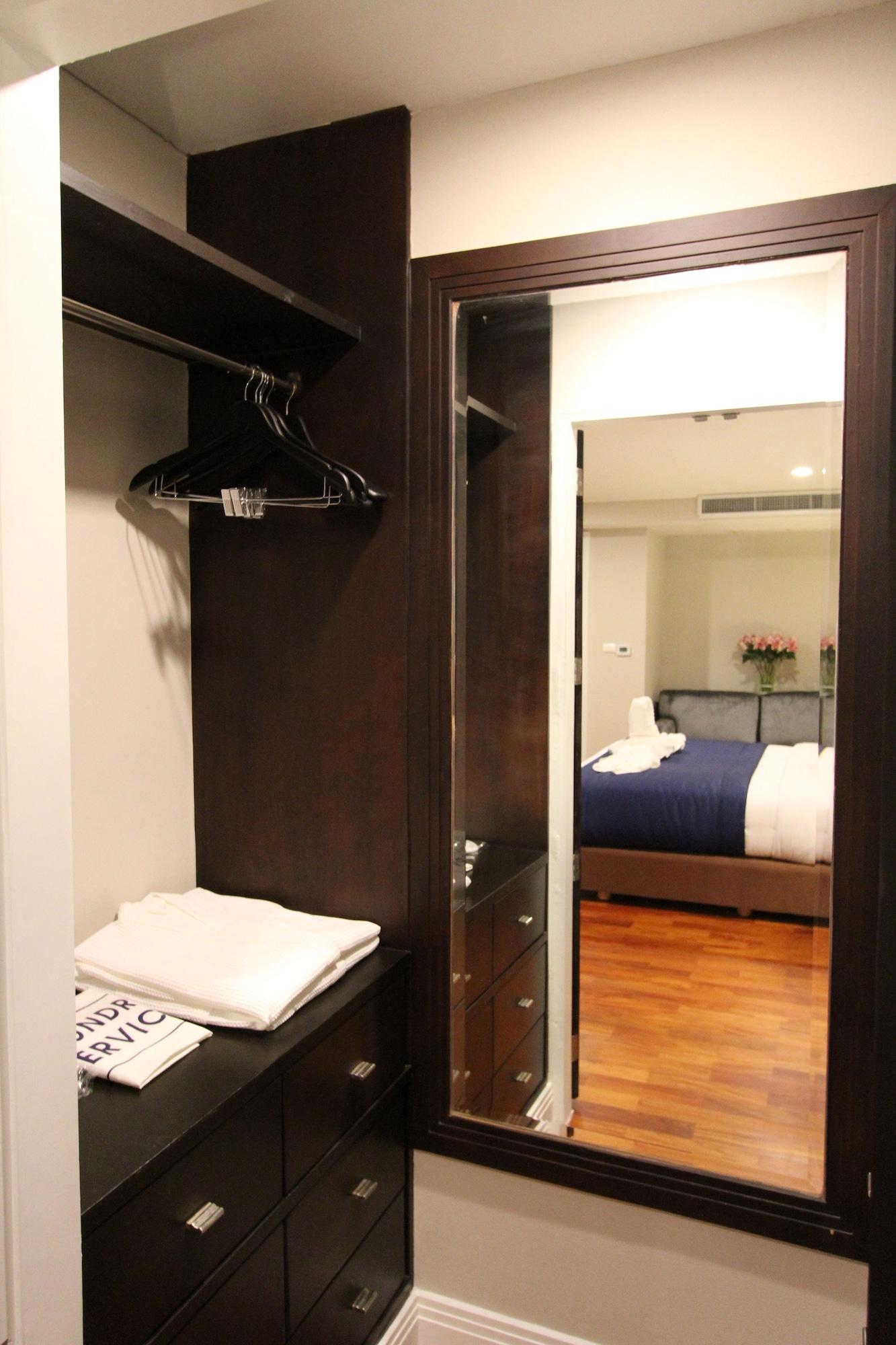 Apartment Gm Complex Bangkok