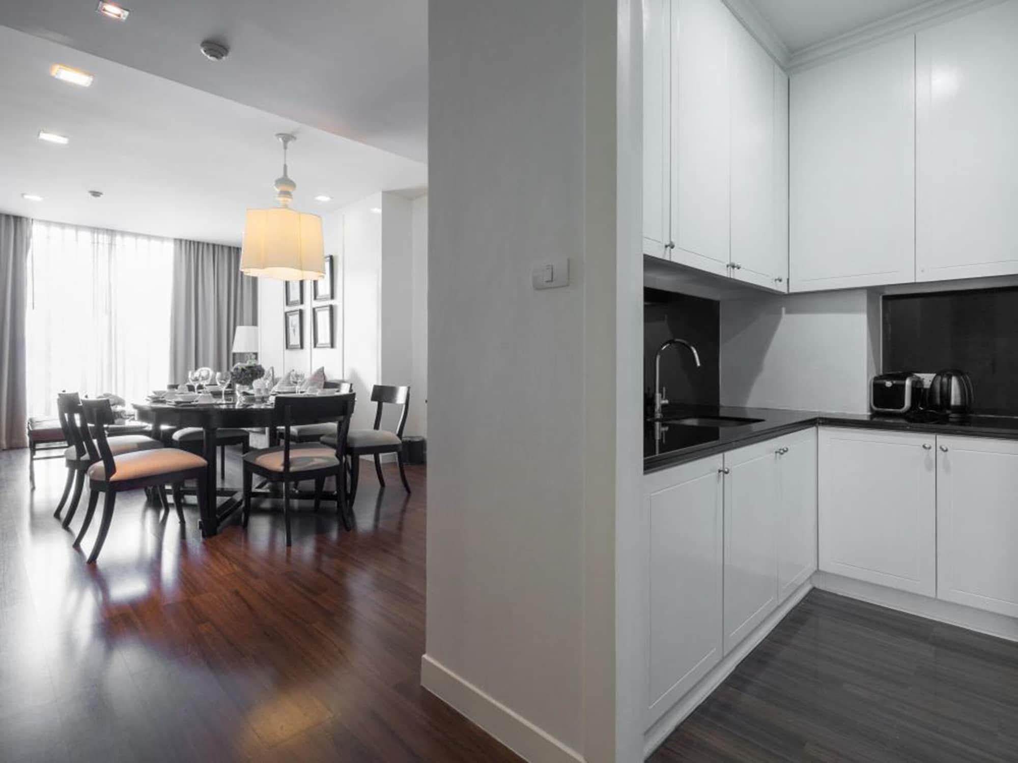Rongratana Executive Apartment