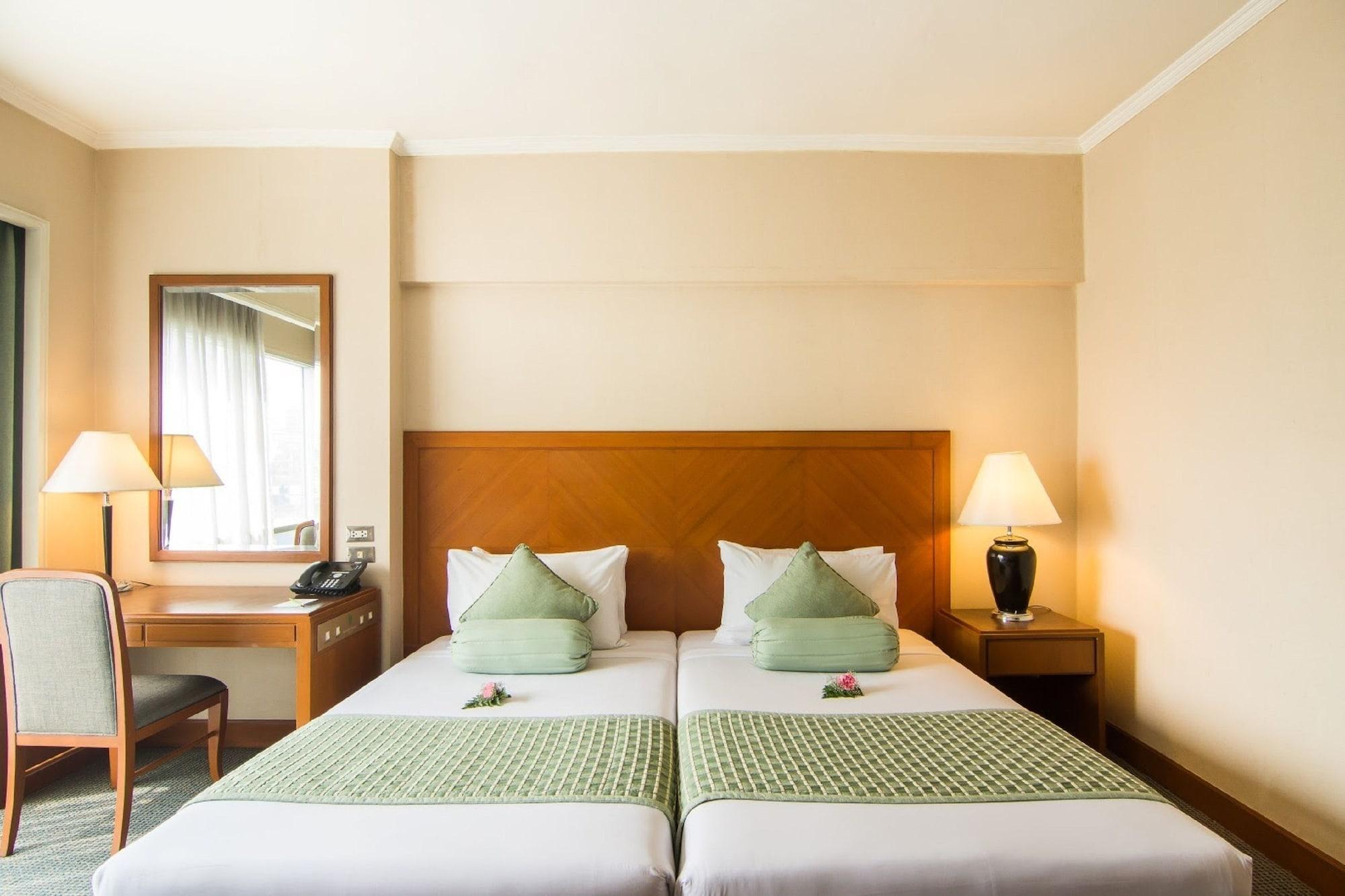 Khách sạn Palace 5*