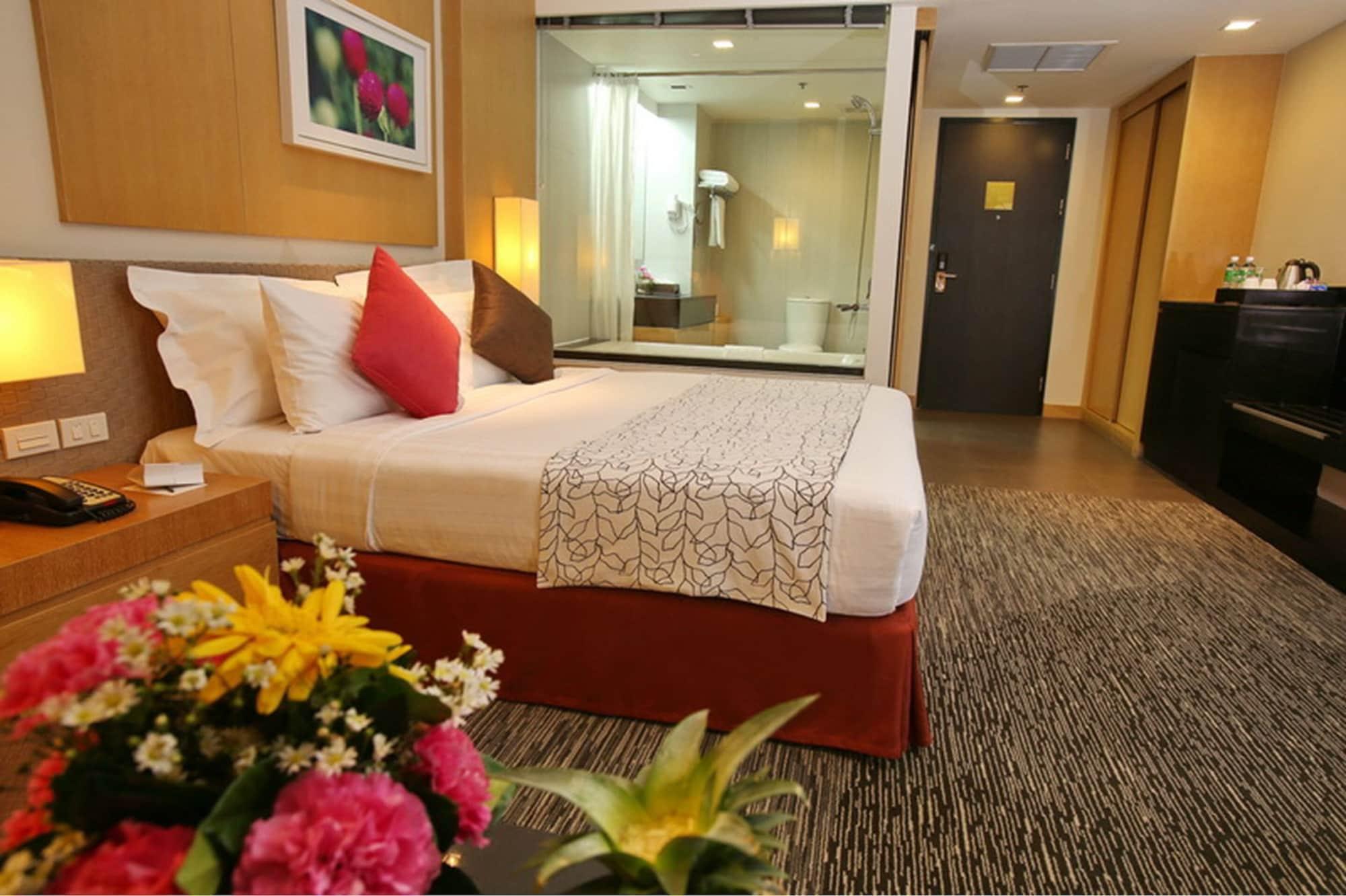 Amaranth Suvarnabhumi - Free Suvarnabhumi Airport Shuttle Hotel Bangkok