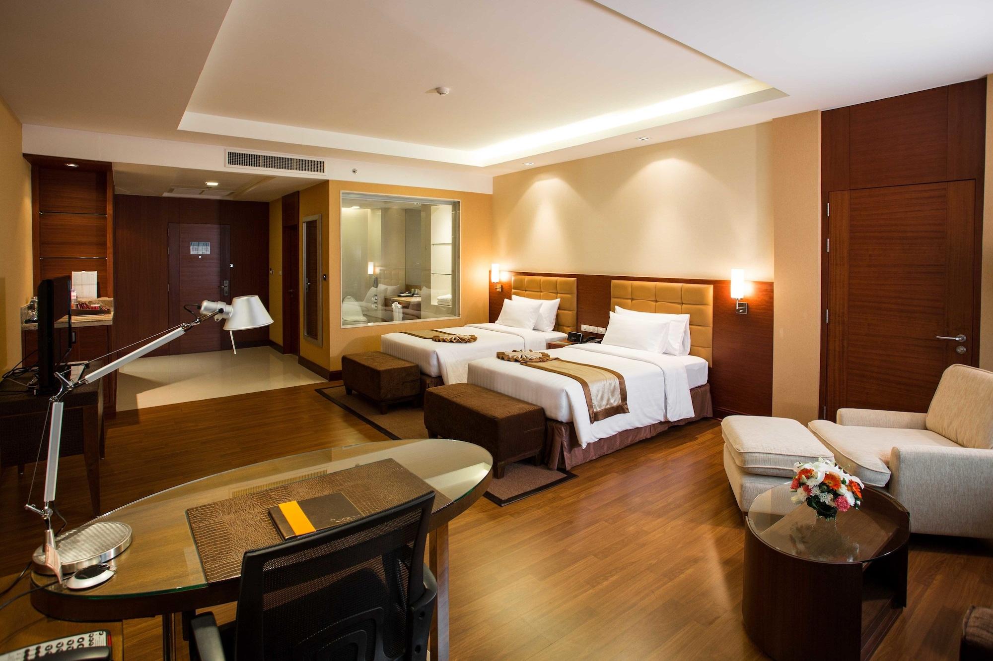 The Grand Fourwings Convention Hotell Bangkok