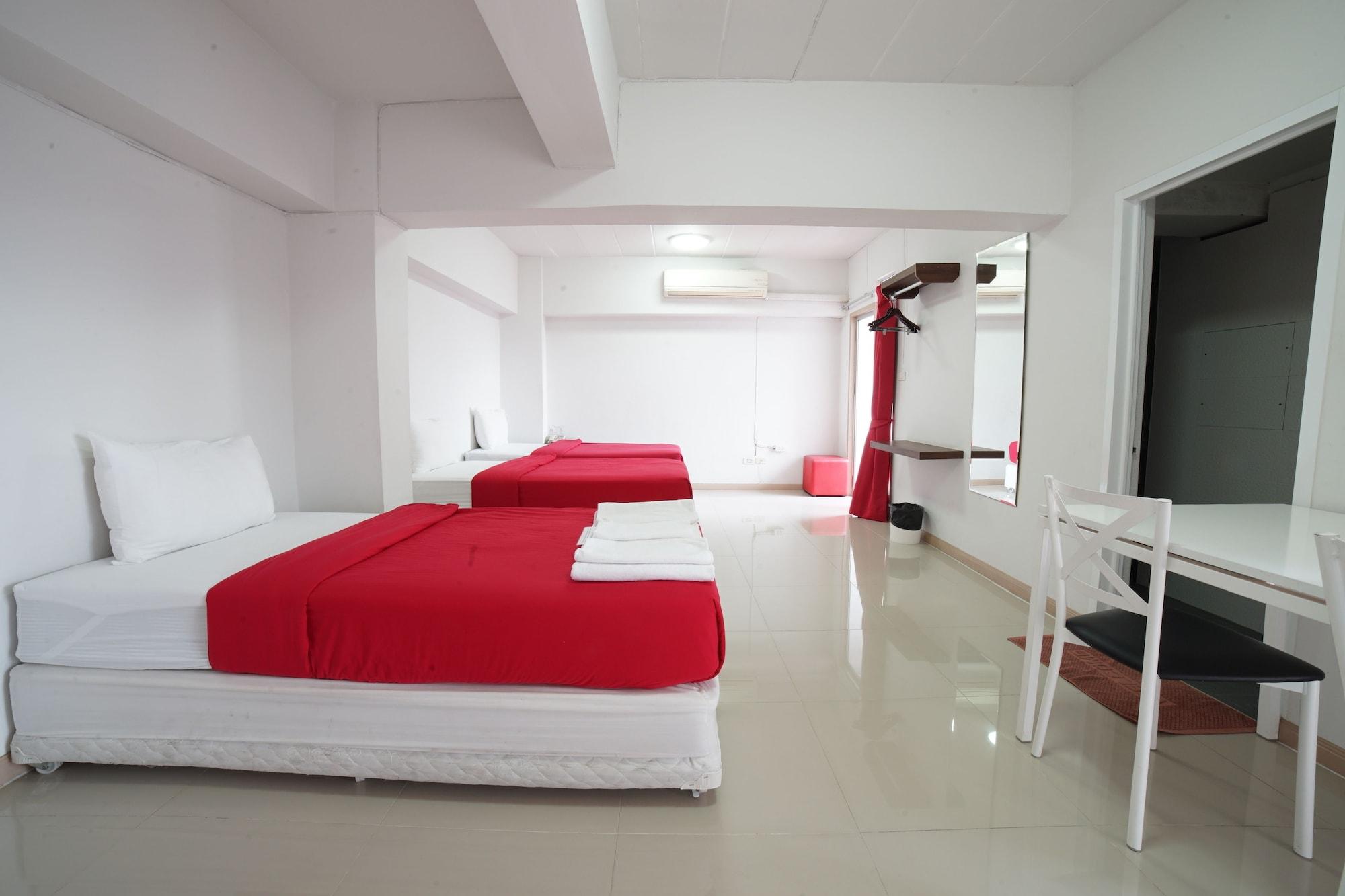 48 Donmuang Airport Hotel