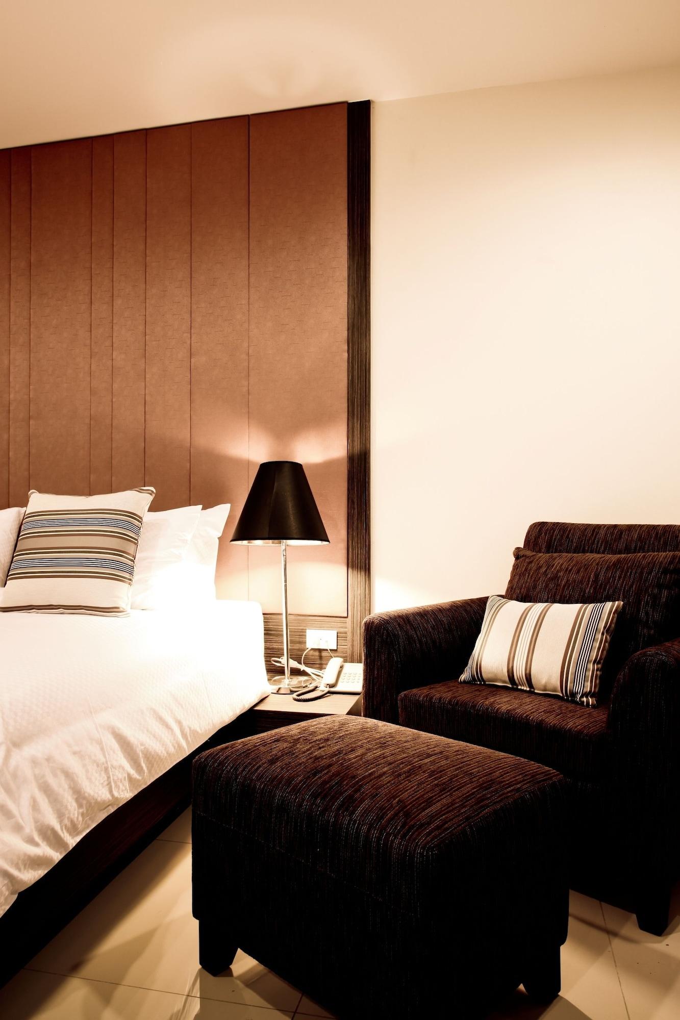 Crystal Suvarnbhumi Airport Hotel
