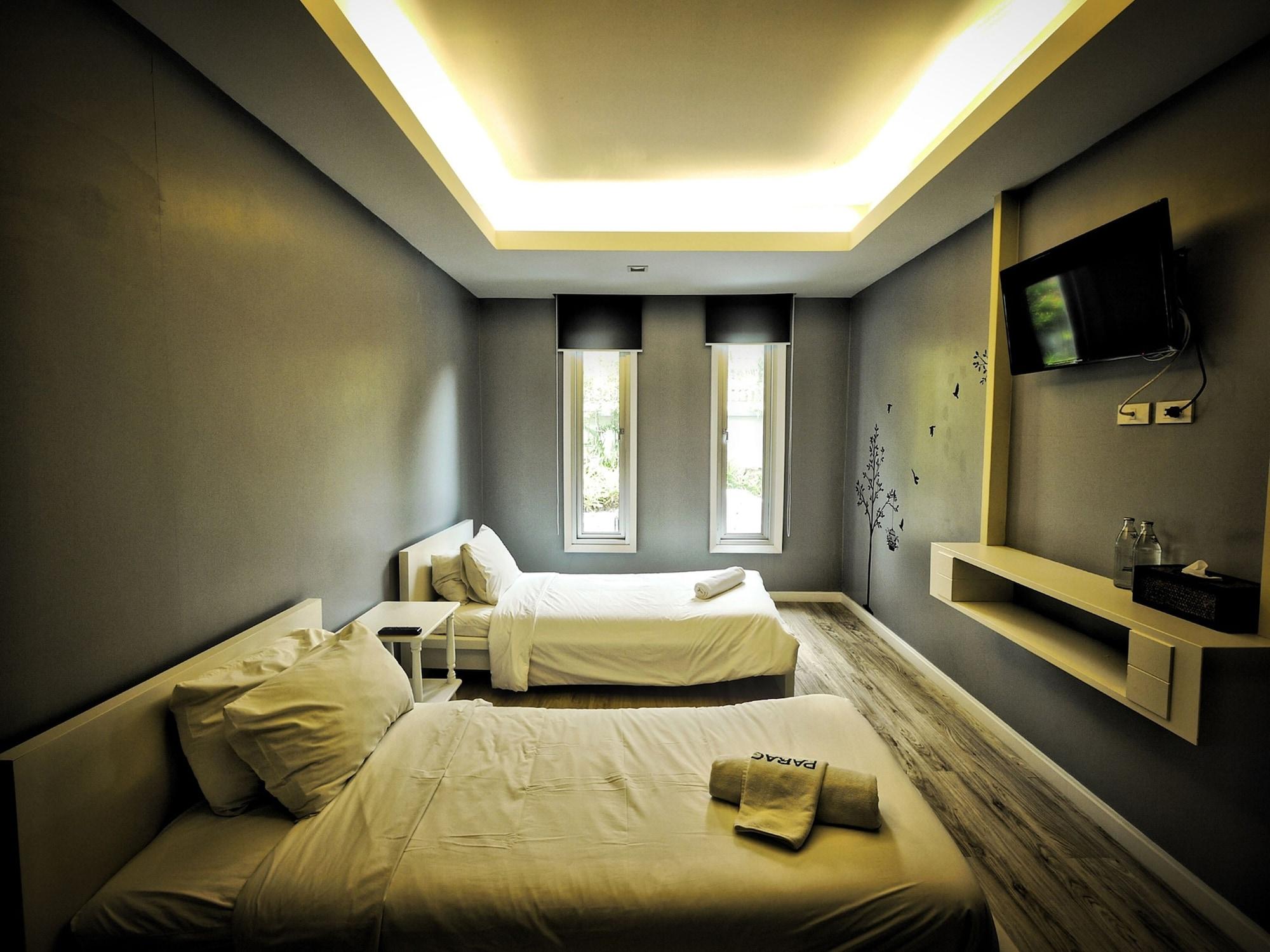 Paragon 4* Bangkok