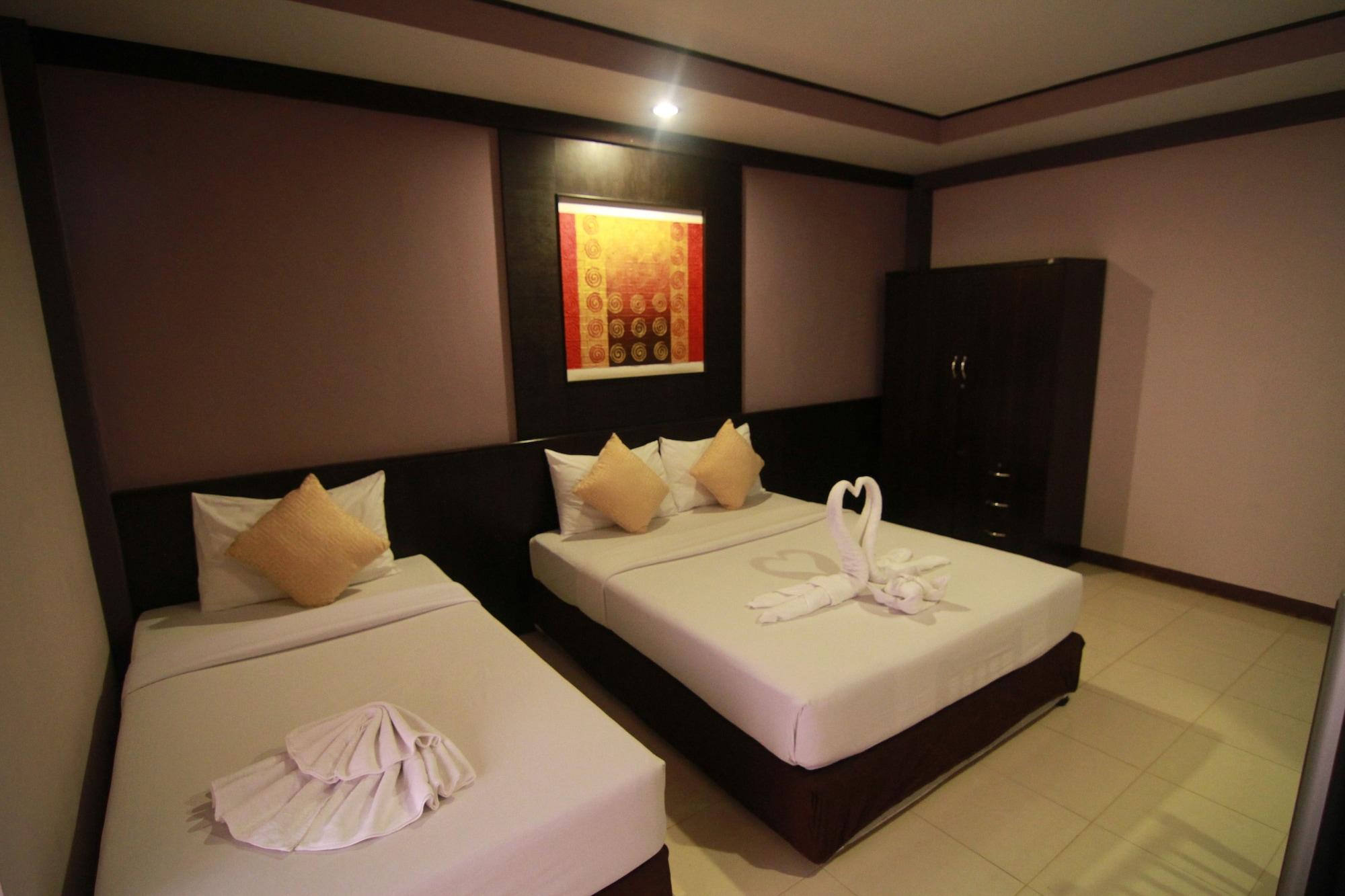 Hotel Grand Pinnacle