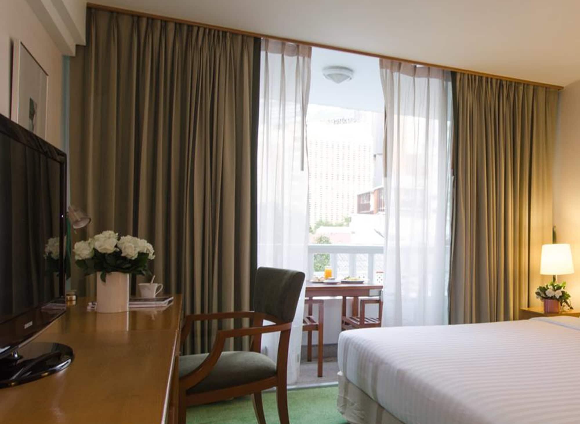 At Ease Saladaeng By Aetas Hotell