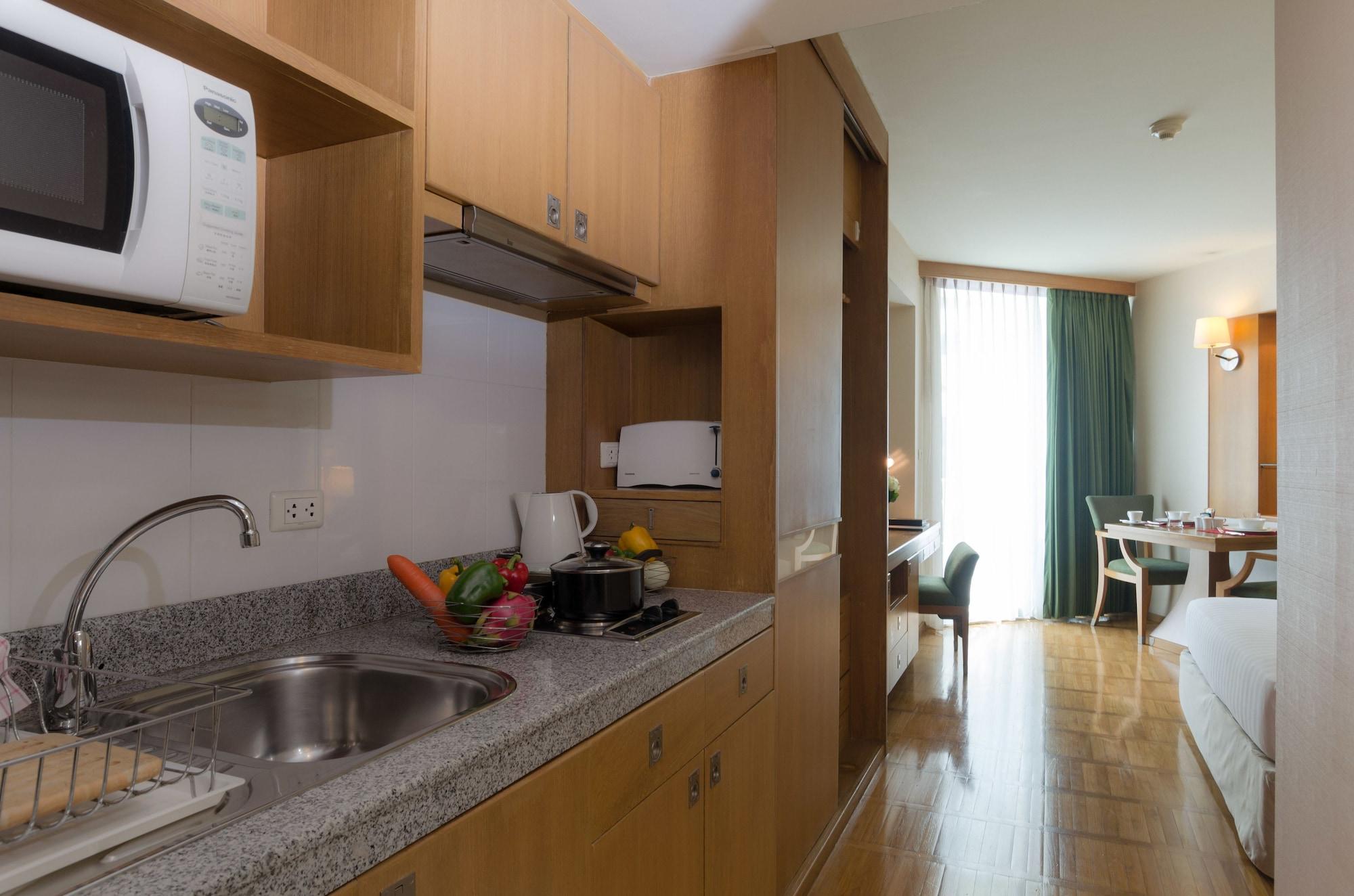 At Ease Saladaeng By Aetas 4*