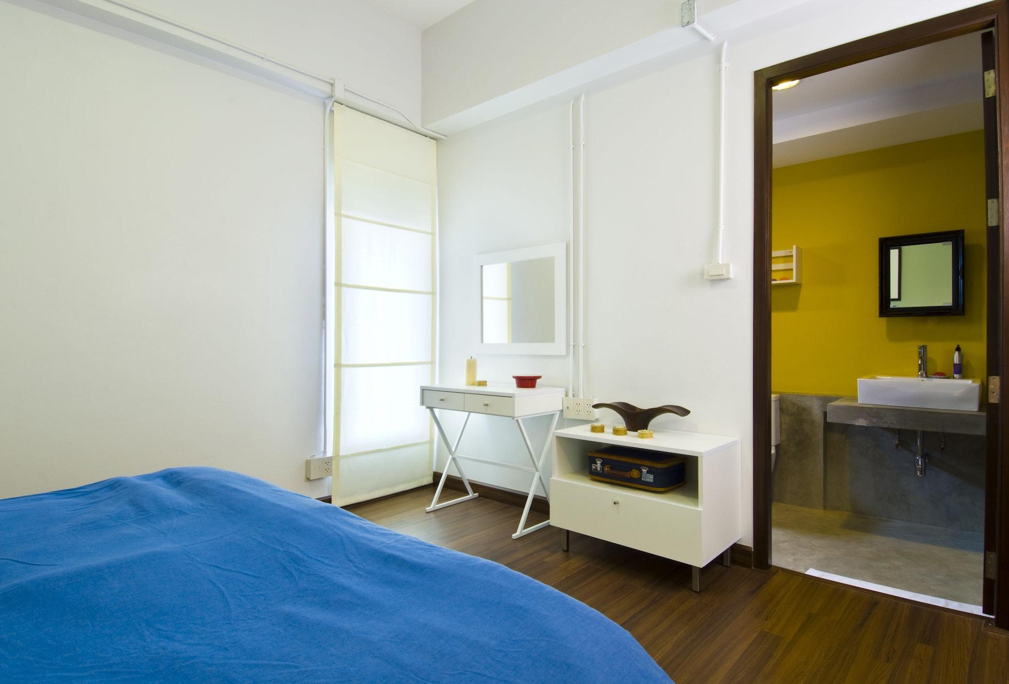 T Series Place Serviced Aparthotel Bangkok