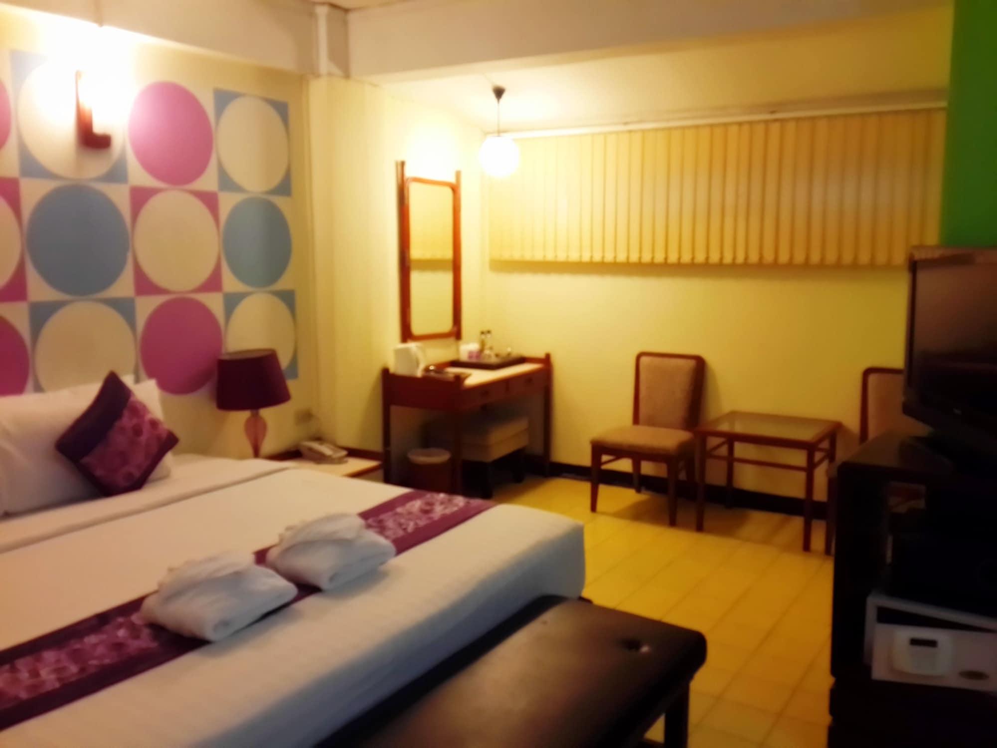 Sawasdee Sukhumvit Hotel