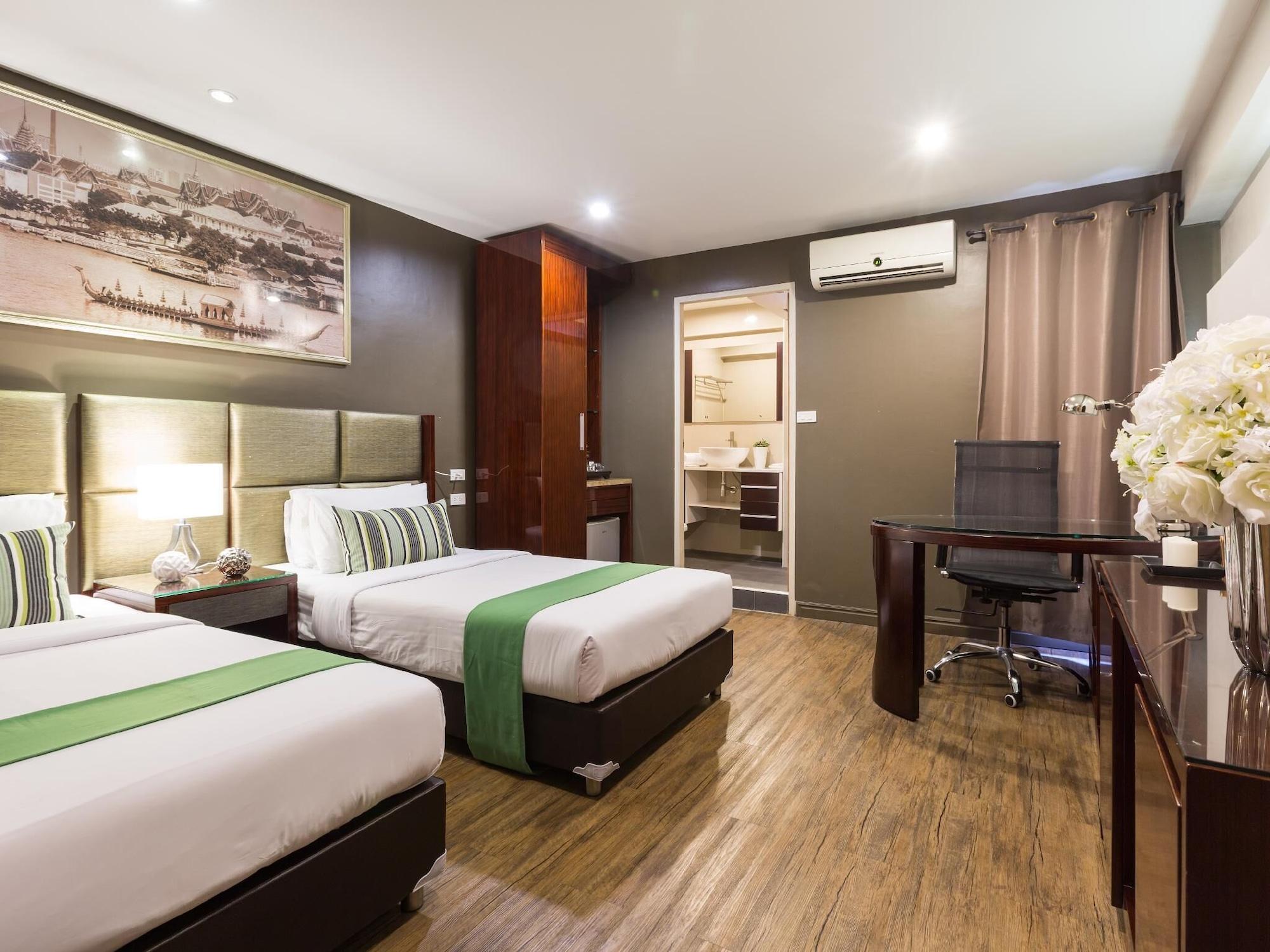 Ratchada Point Hotell 3*