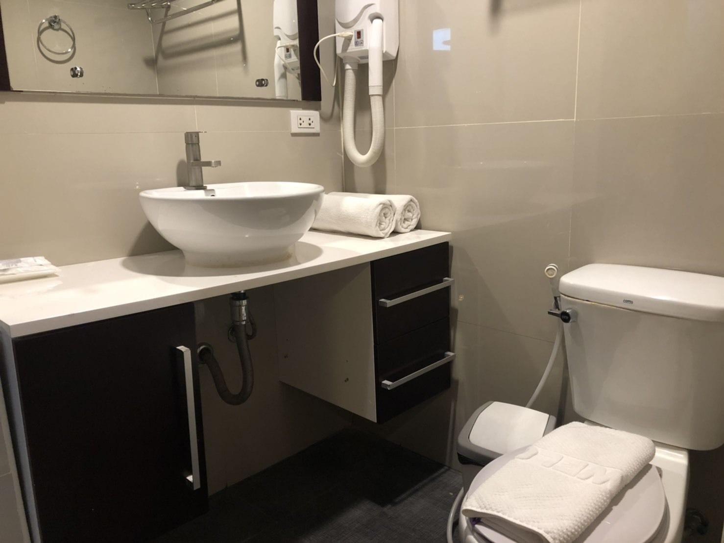 Ratchada Point Hotell 3*