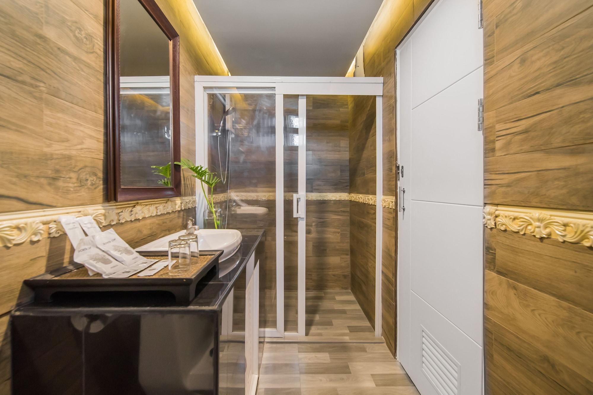 Ratchada Point Hotell