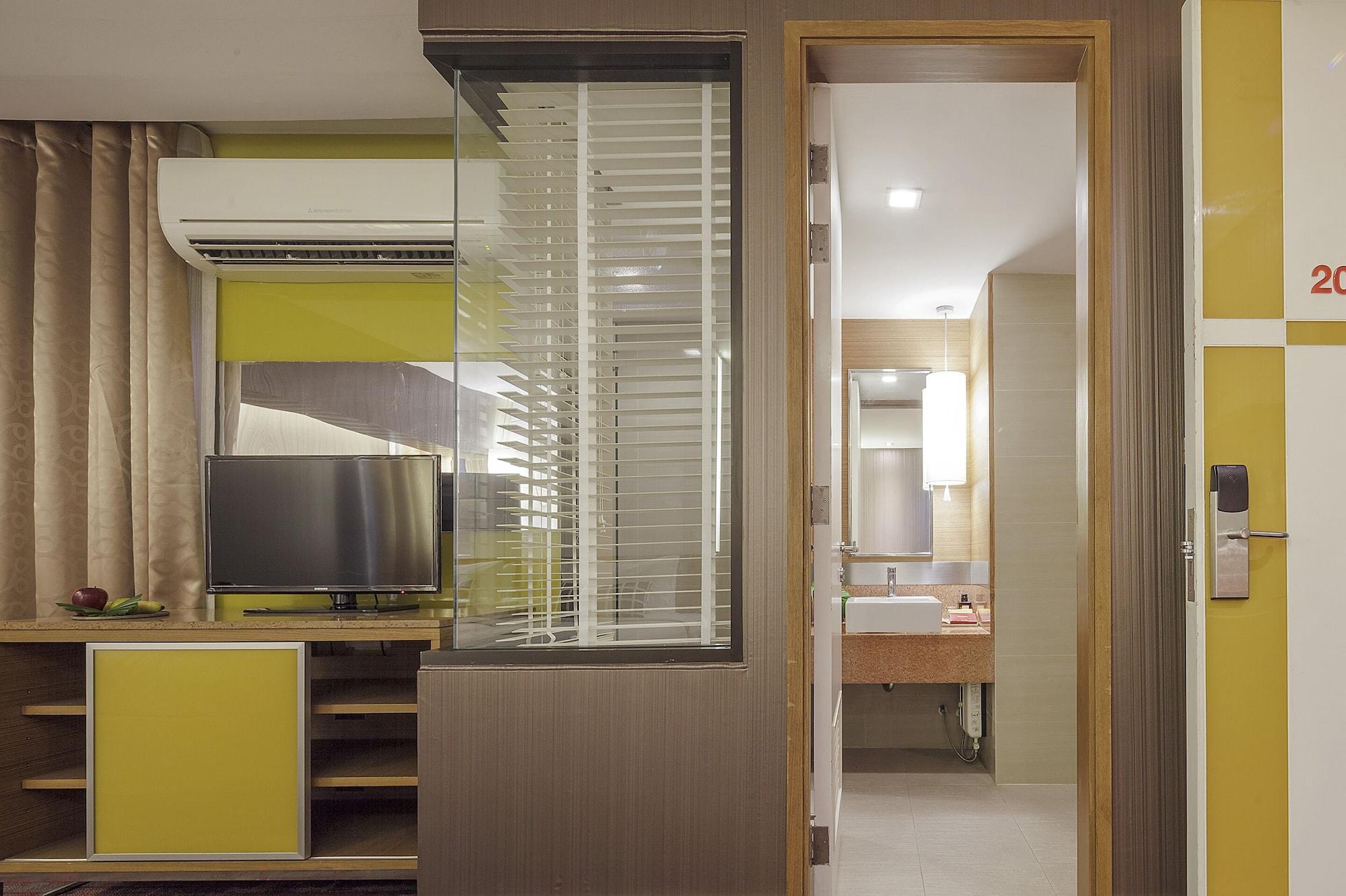 Hotel Tango Vibrant Living - Sha Extra Bangkok