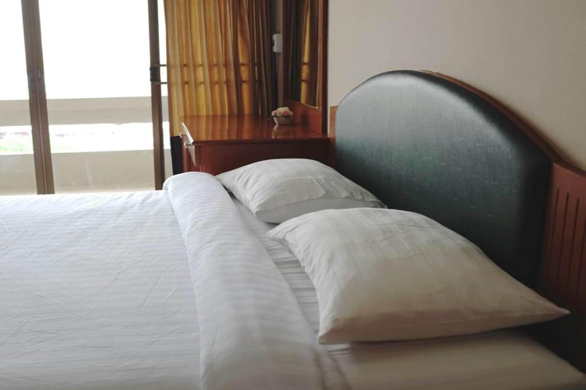 Sripajak Mansion Hotel Bangkok